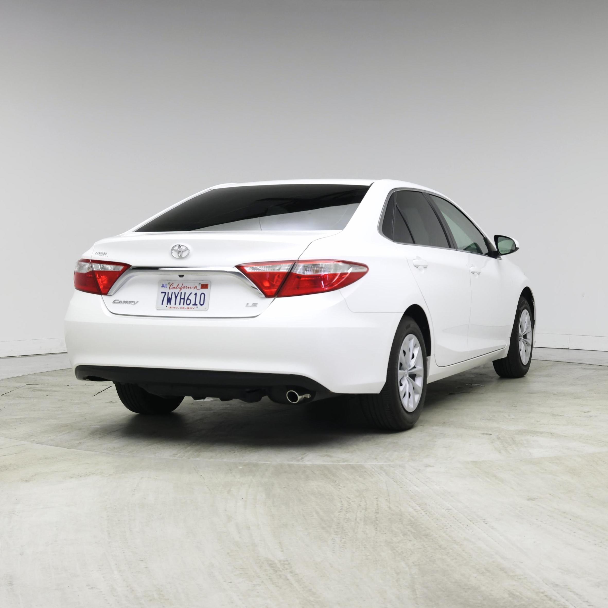 Thumbnail: 2017 Toyota Camry - 8