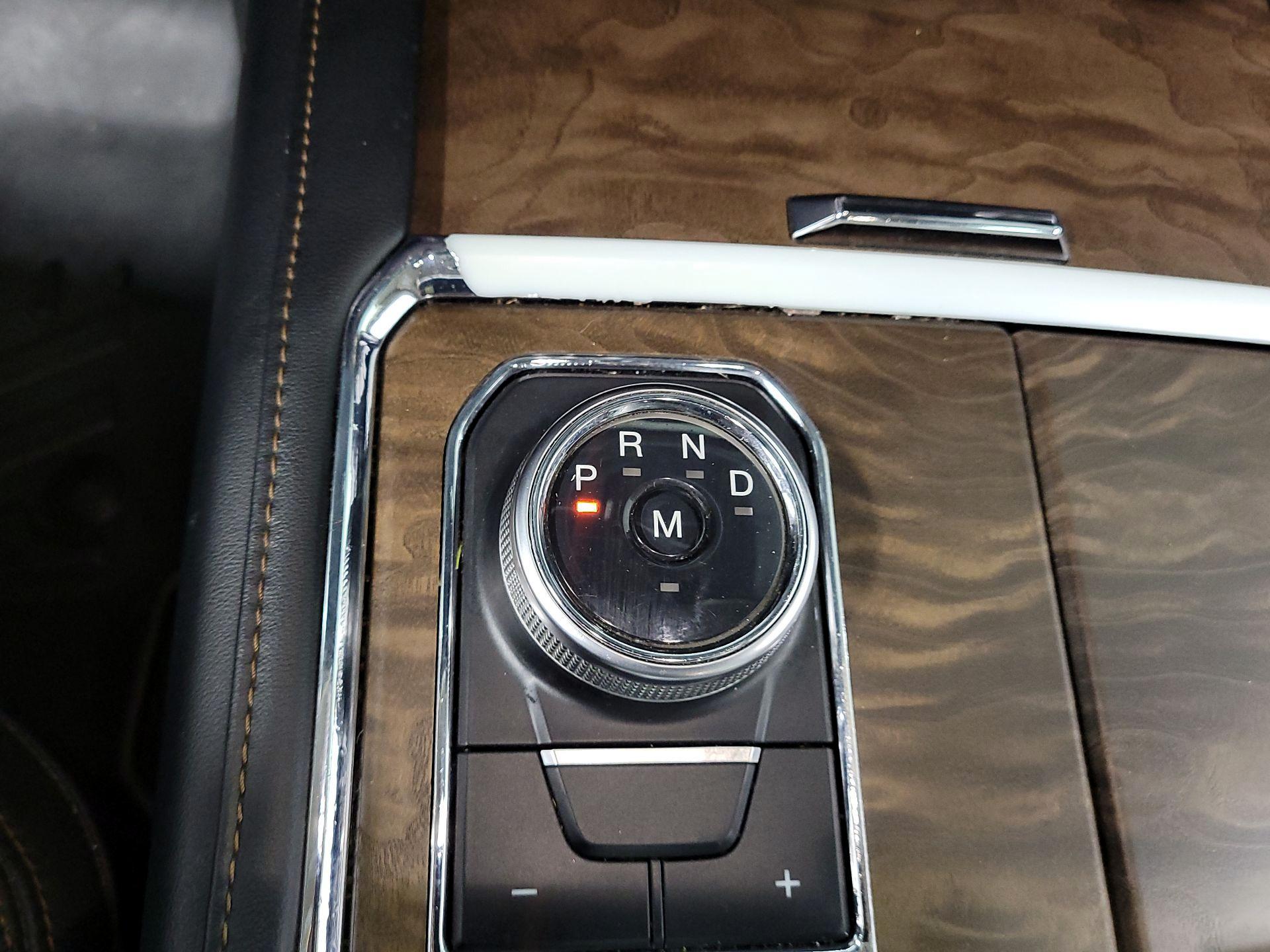 Thumbnail: 2019 Ford Expedition - 17