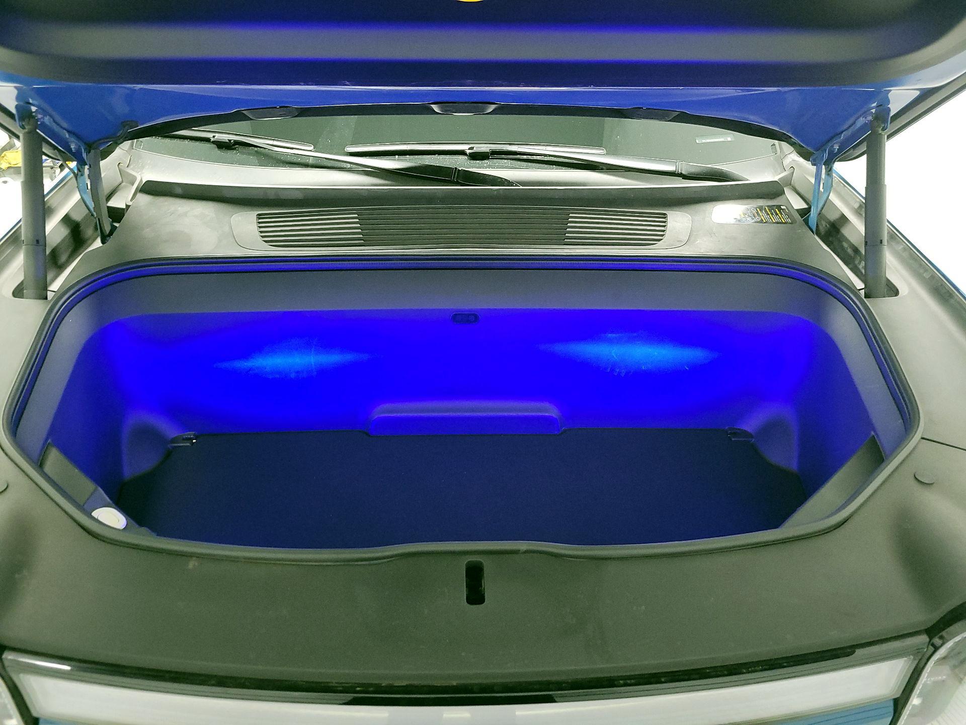 Thumbnail: 2022 Rivian R1T - 19