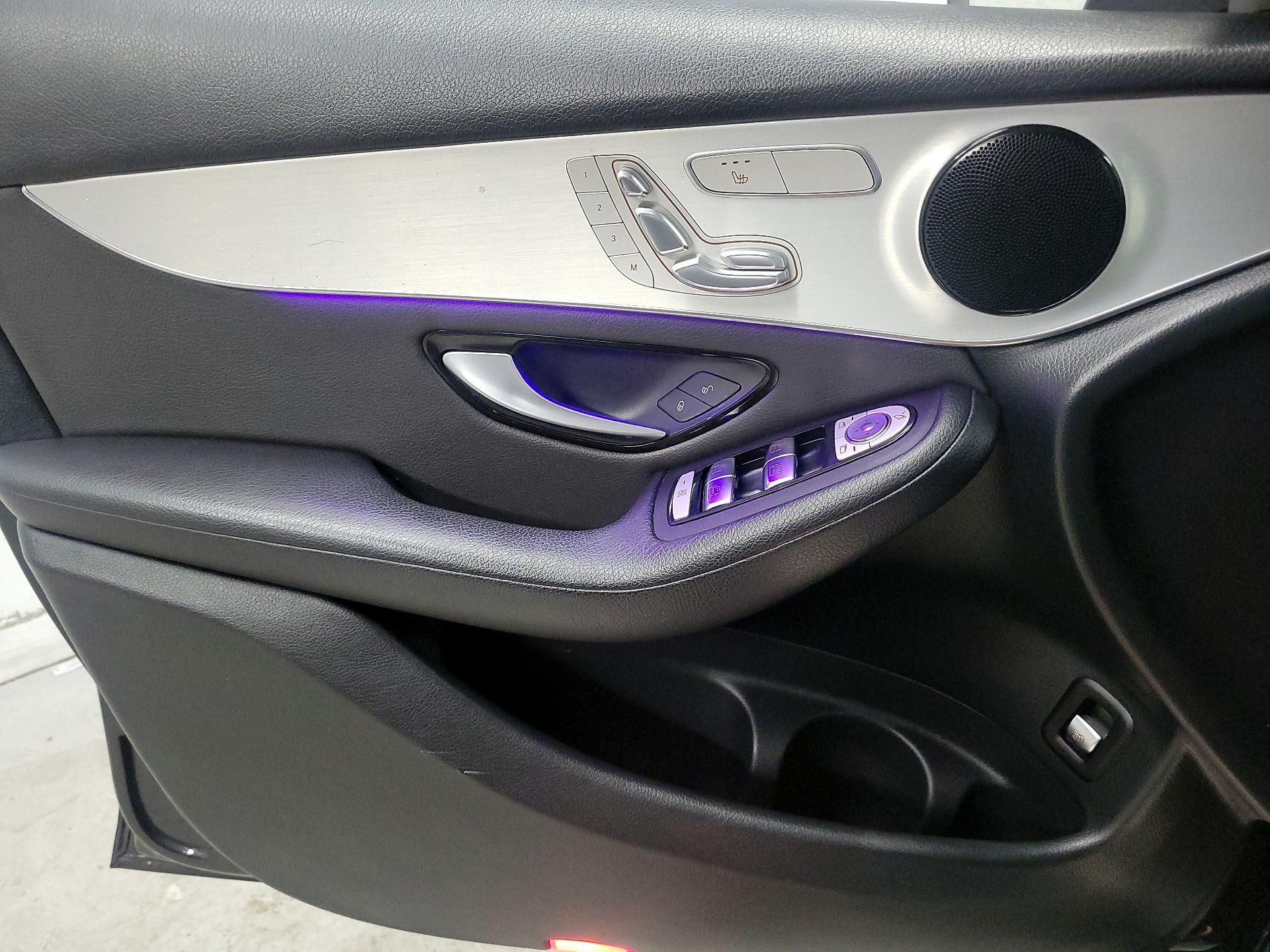 Thumbnail: 2020 Mercedes-Benz GLC - 12