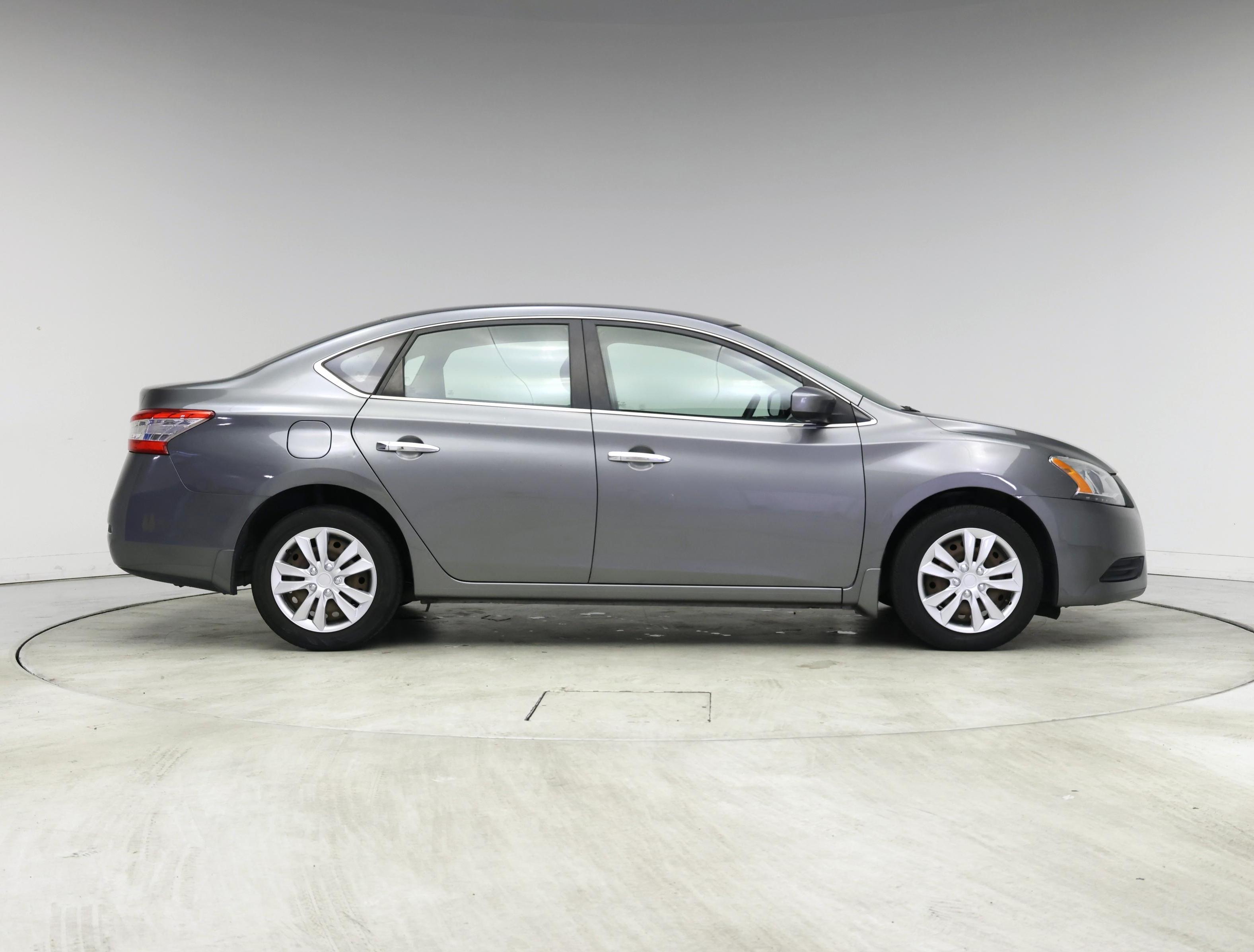 Thumbnail: 2015 Nissan Sentra - 7