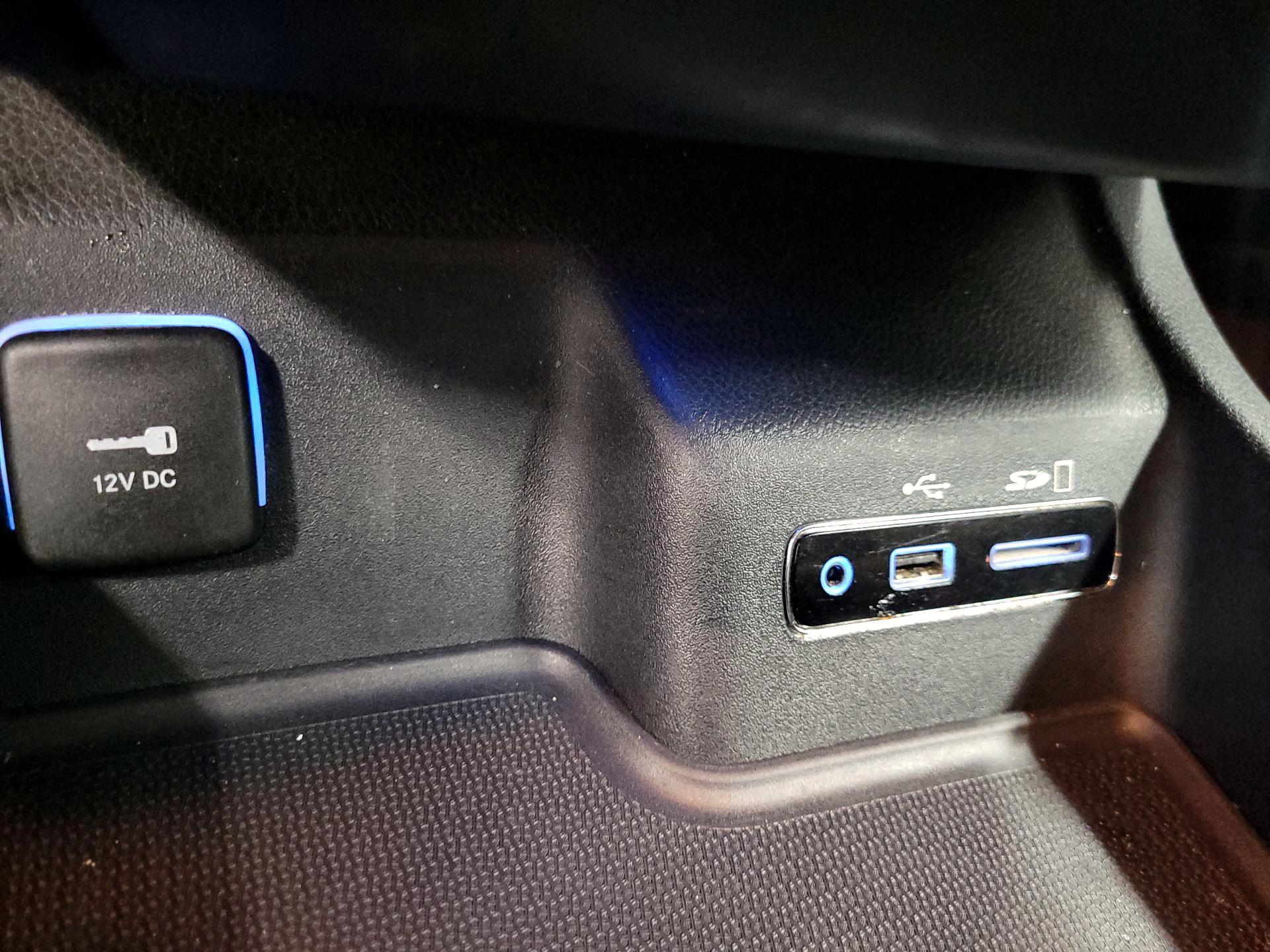 Thumbnail: 2015 Dodge Durango - 17