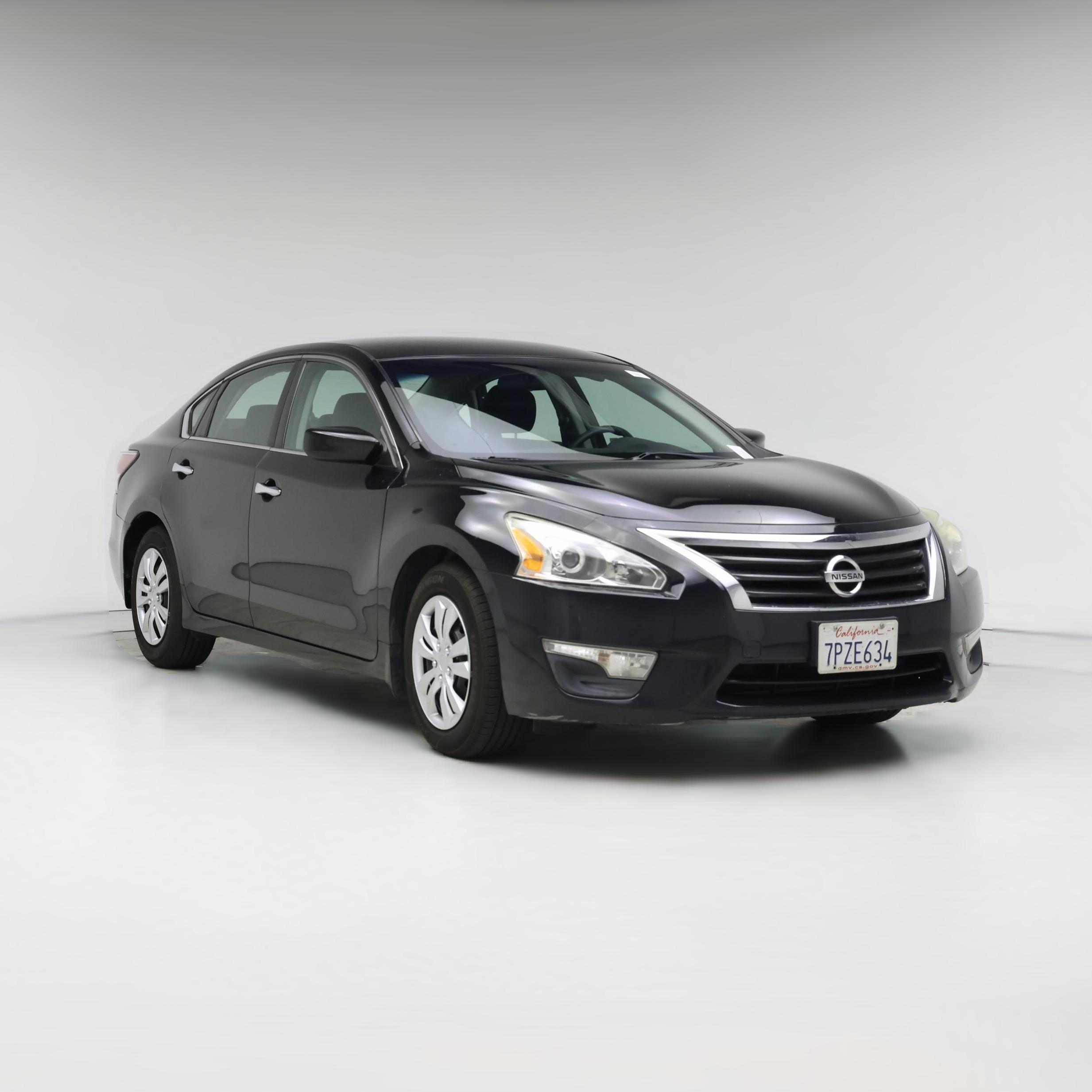 Thumbnail: 2015 Nissan Altima - 1