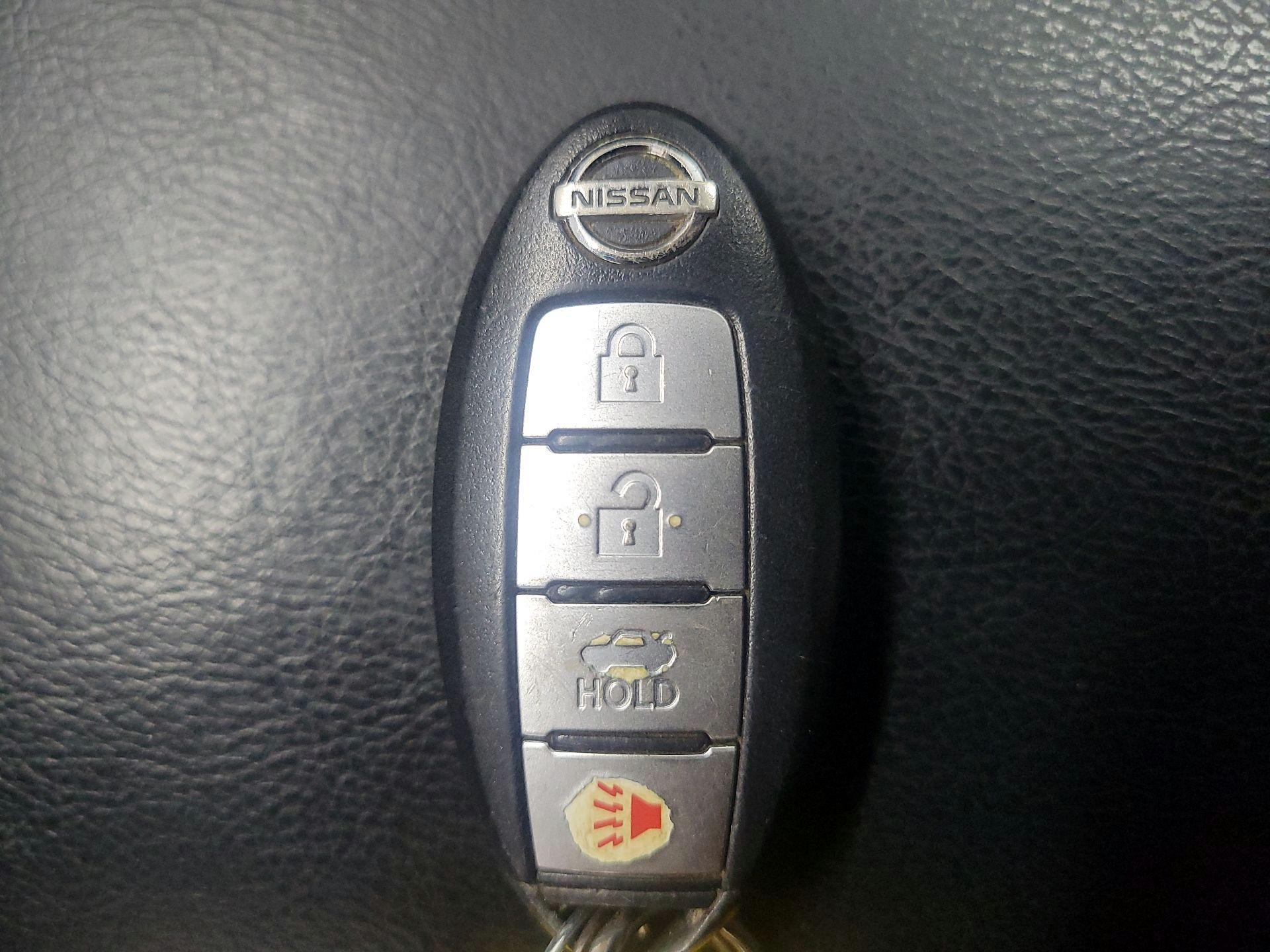 Thumbnail: 2015 Nissan Altima - 20