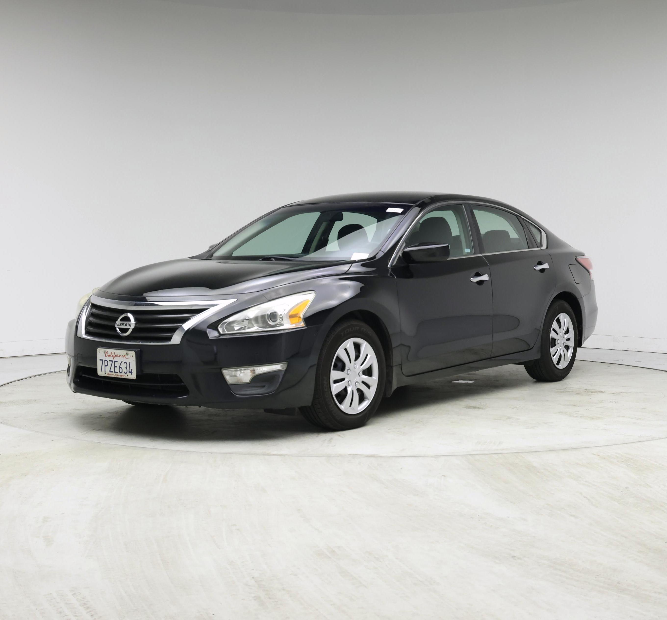 Thumbnail: 2015 Nissan Altima - 4