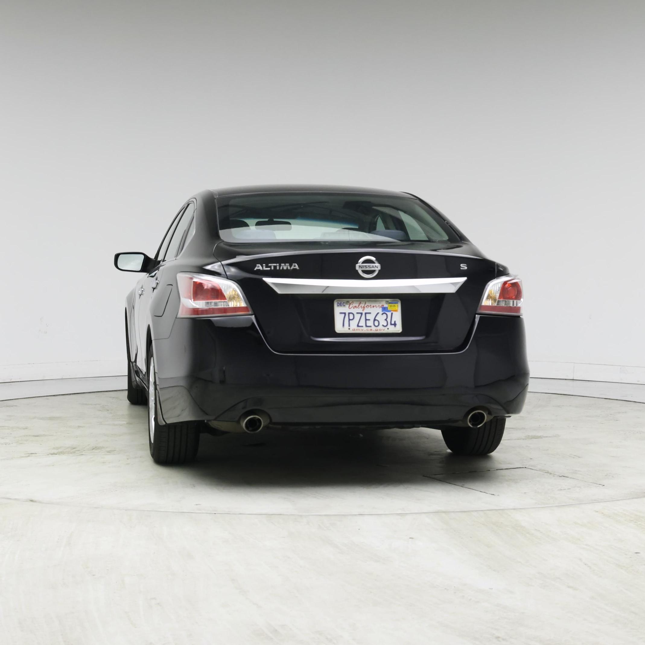 Thumbnail: 2015 Nissan Altima - 6
