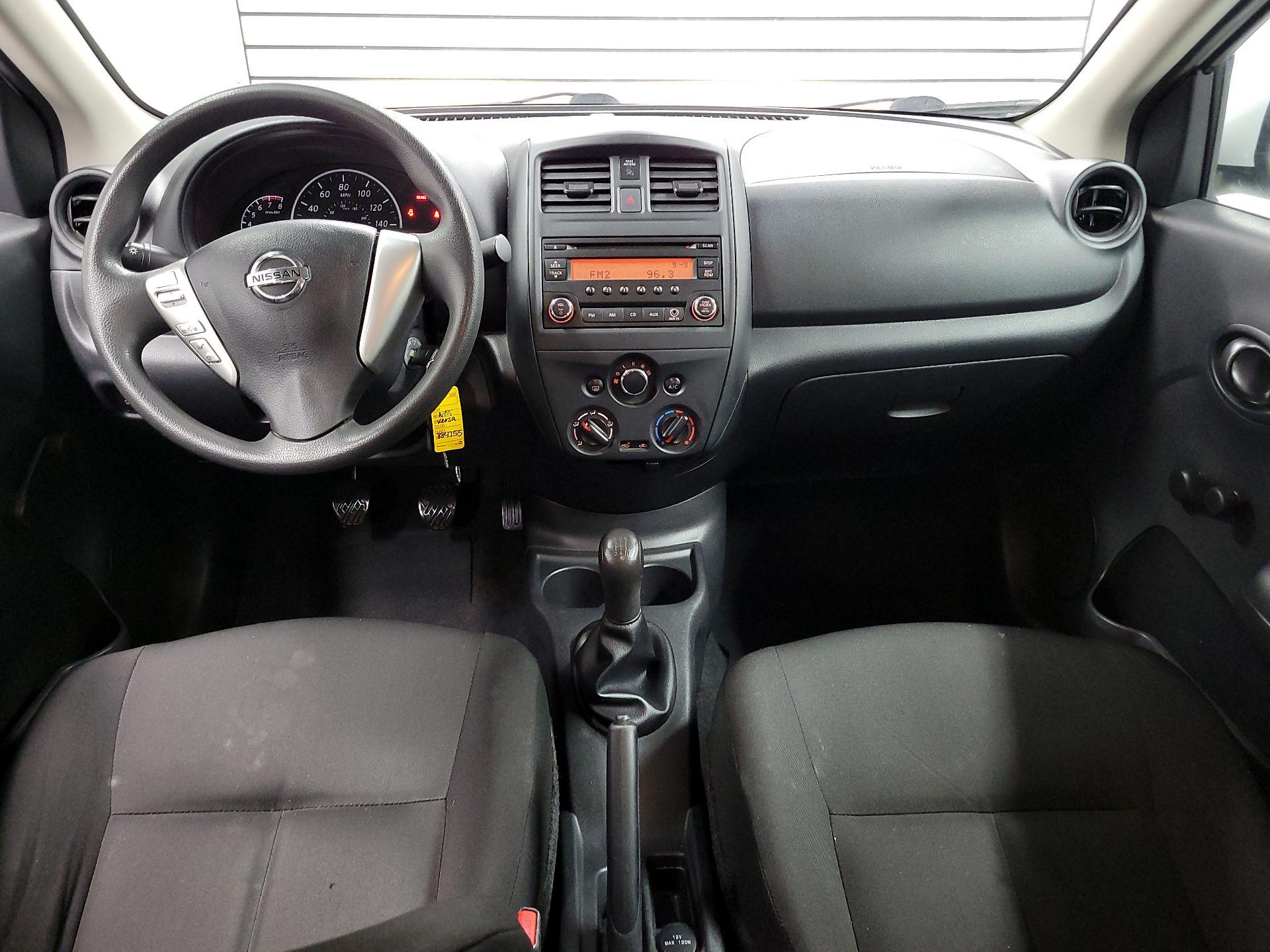 Thumbnail: 2016 Nissan Versa - 9