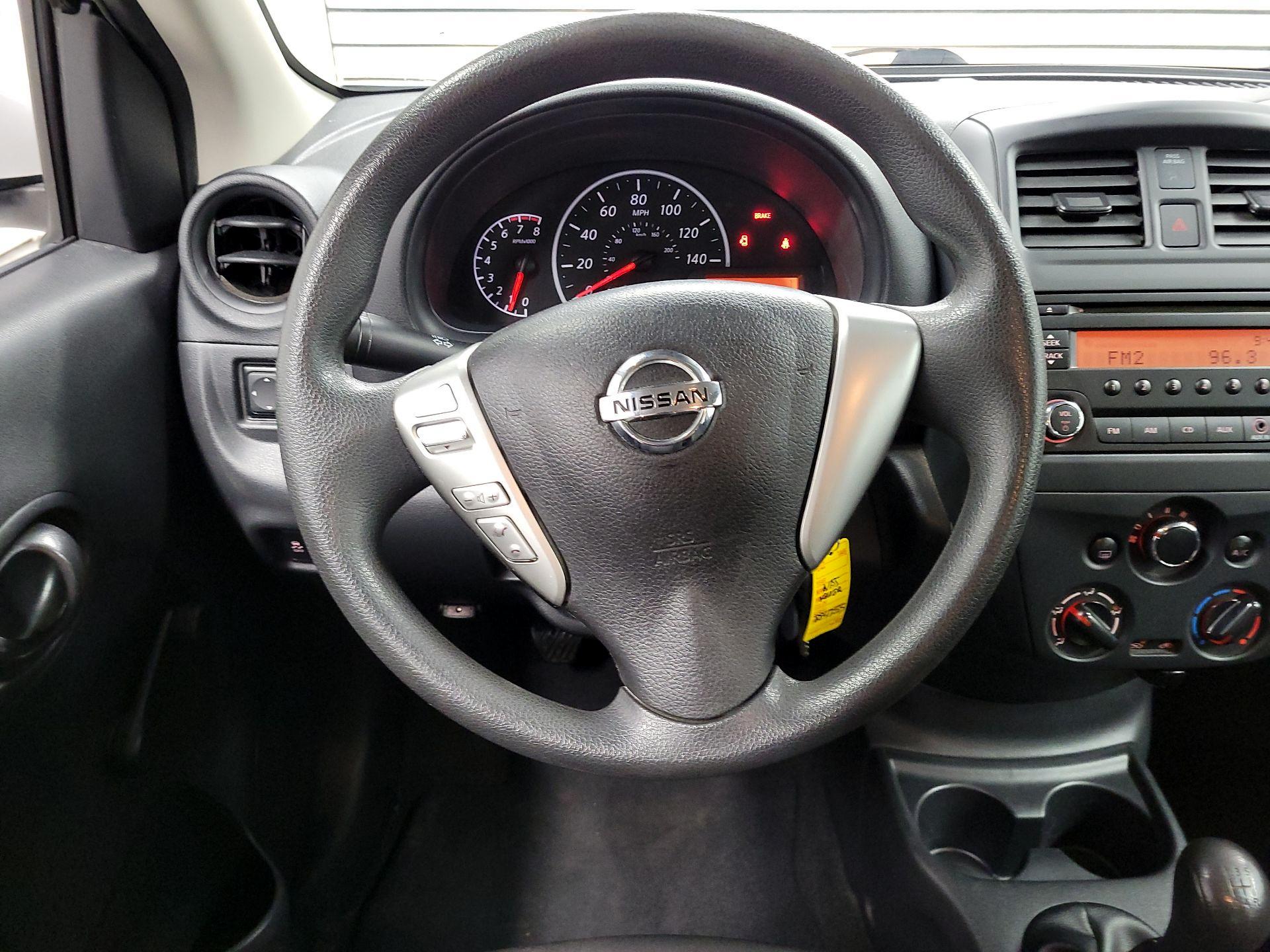 Thumbnail: 2016 Nissan Versa - 10