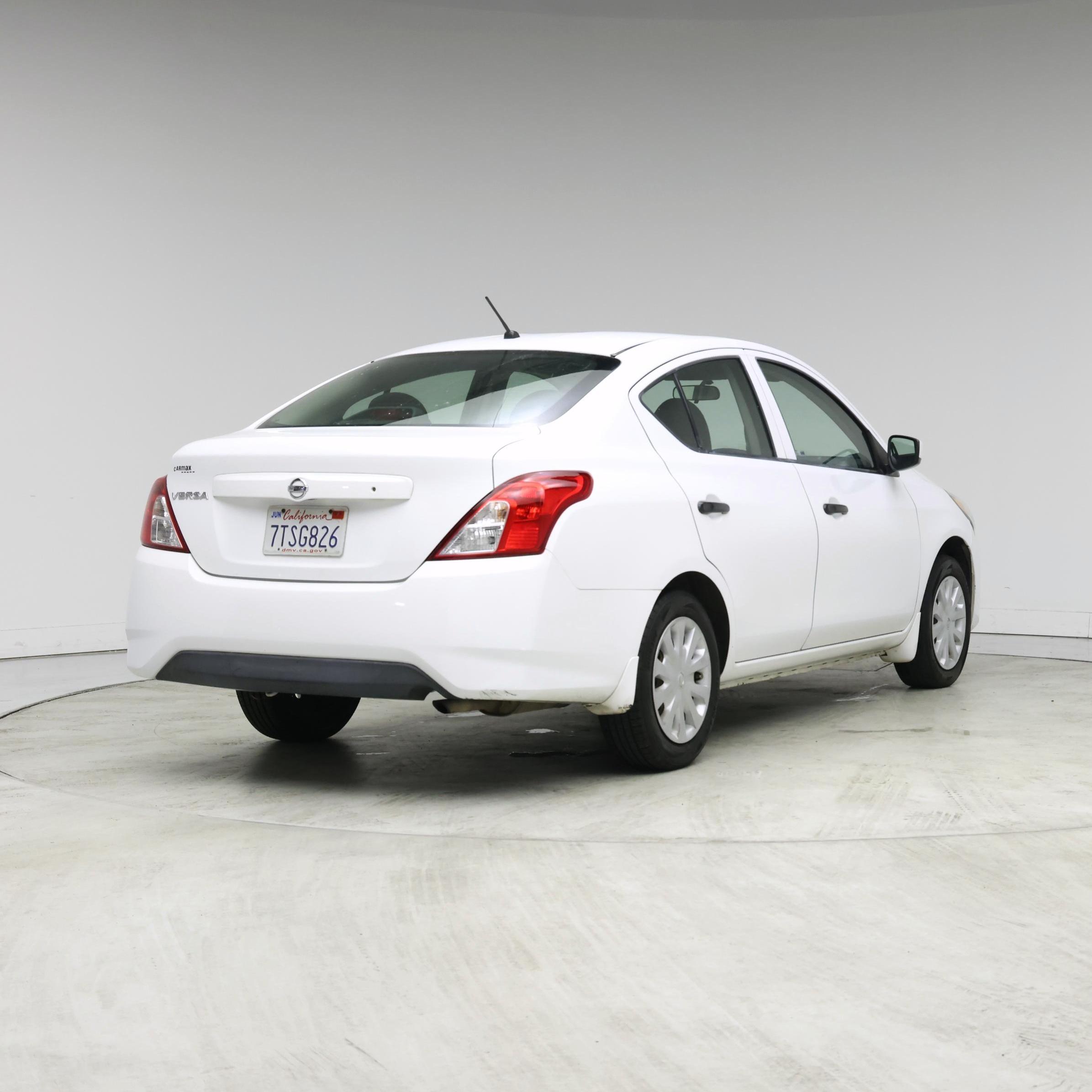 Thumbnail: 2016 Nissan Versa - 8
