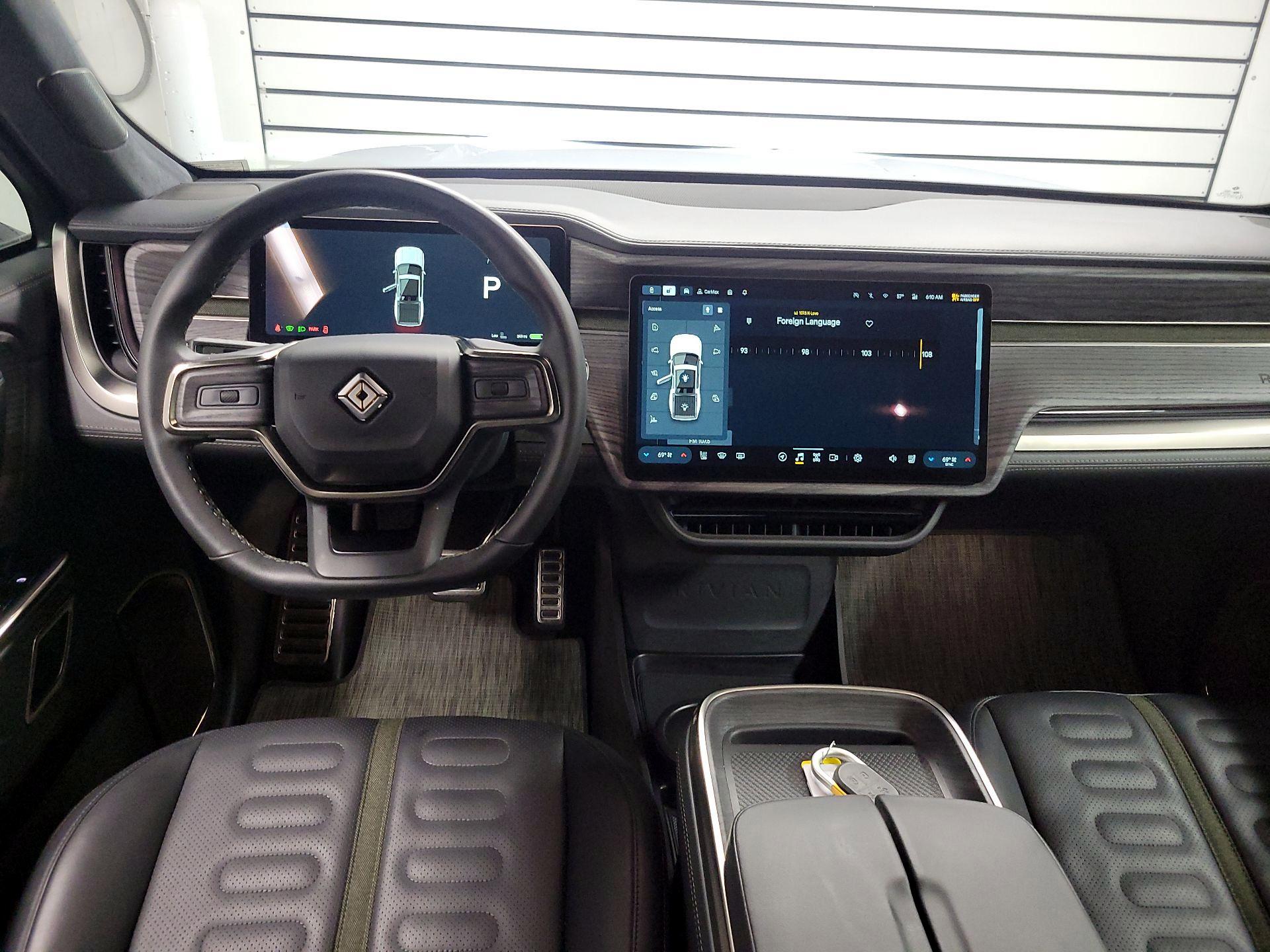 Thumbnail: 2023 Rivian R1T - 9