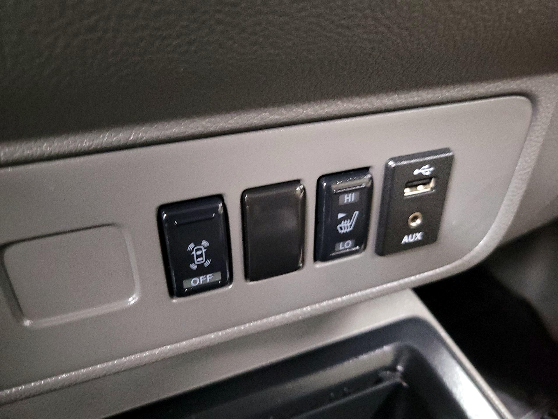 Thumbnail: 2017 Nissan NV - 18