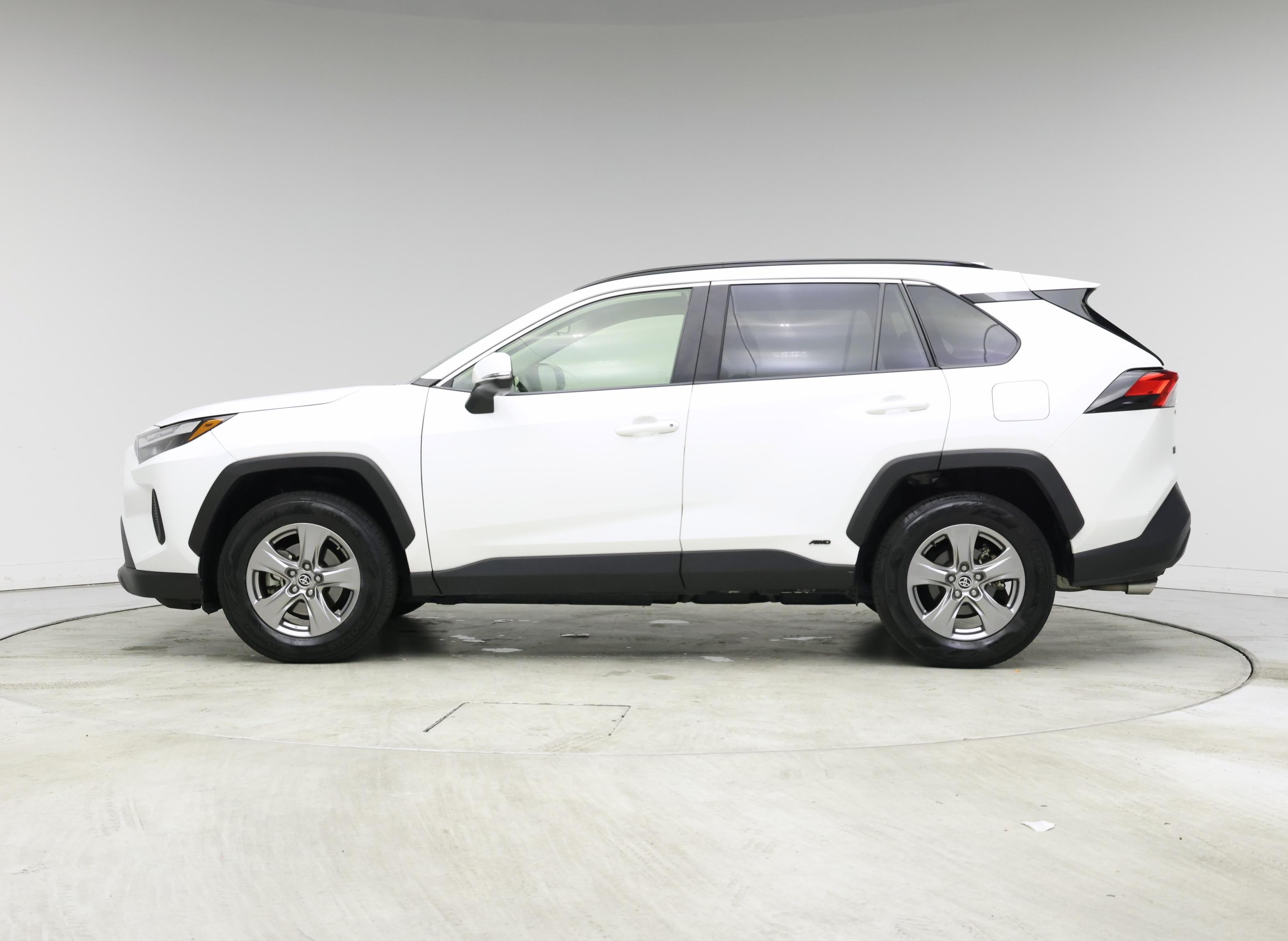 Thumbnail: 2023 Toyota RAV4 - 3