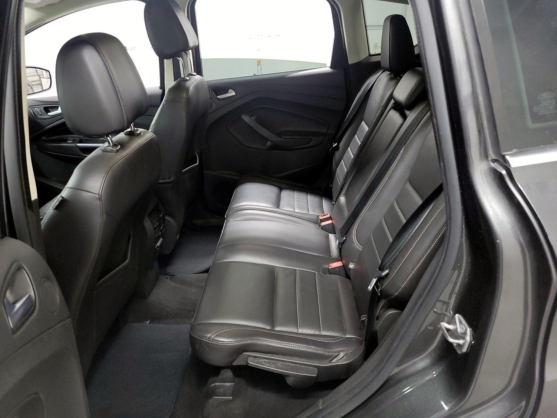 Thumbnail: 2016 Ford C-Max - 17