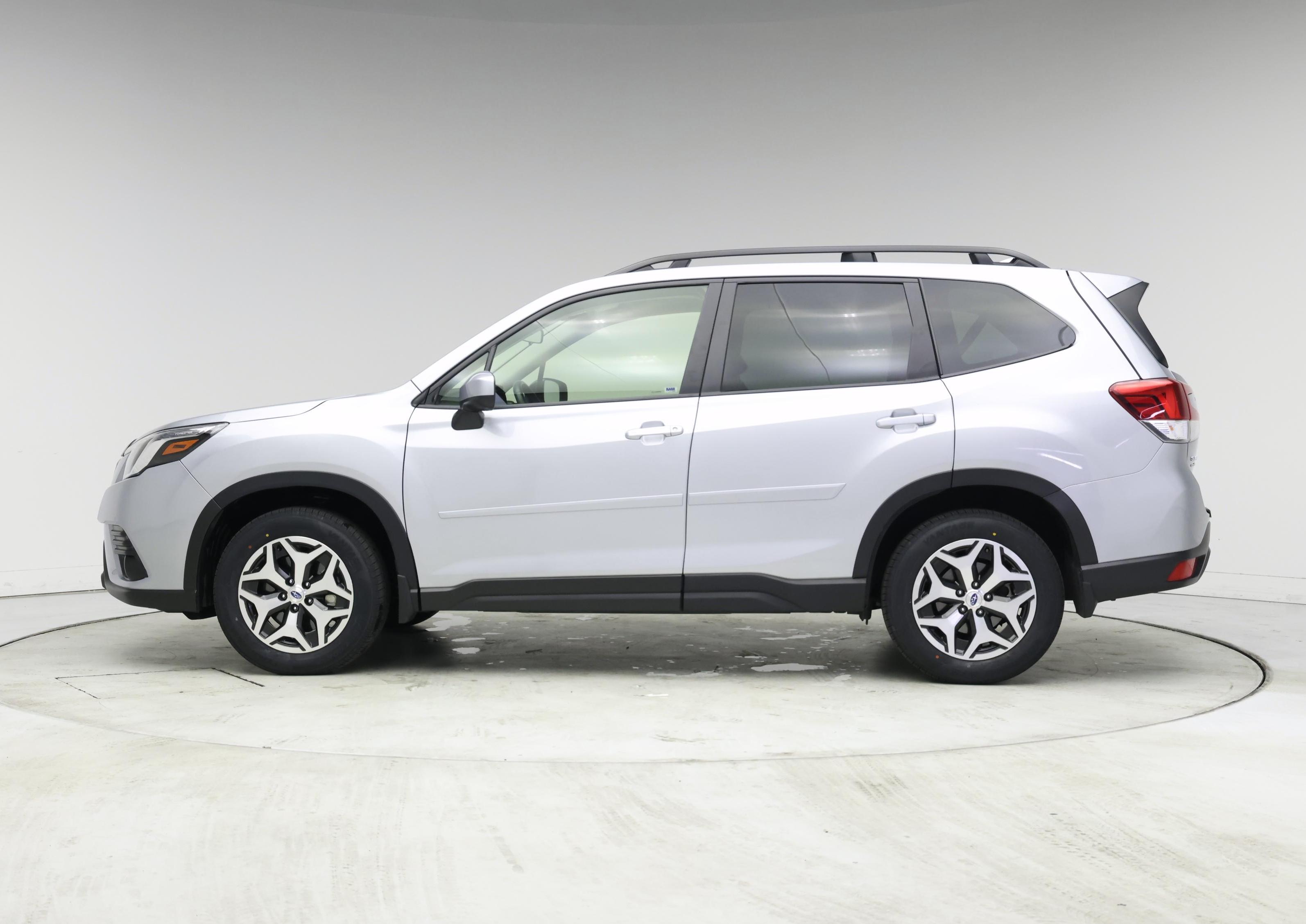 Thumbnail: 2022 Subaru Forester - 3