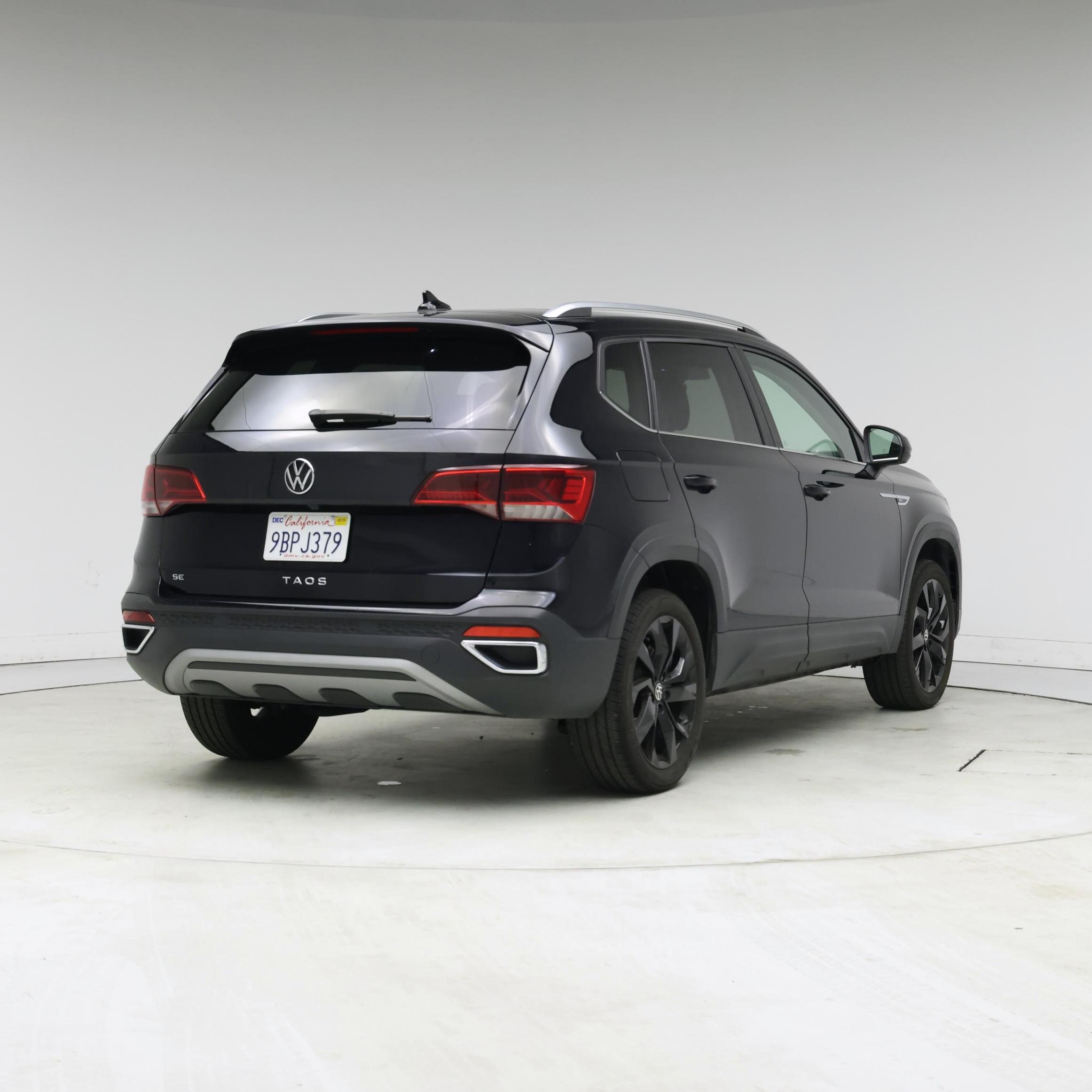 Thumbnail: 2022 Volkswagen Taos - 8