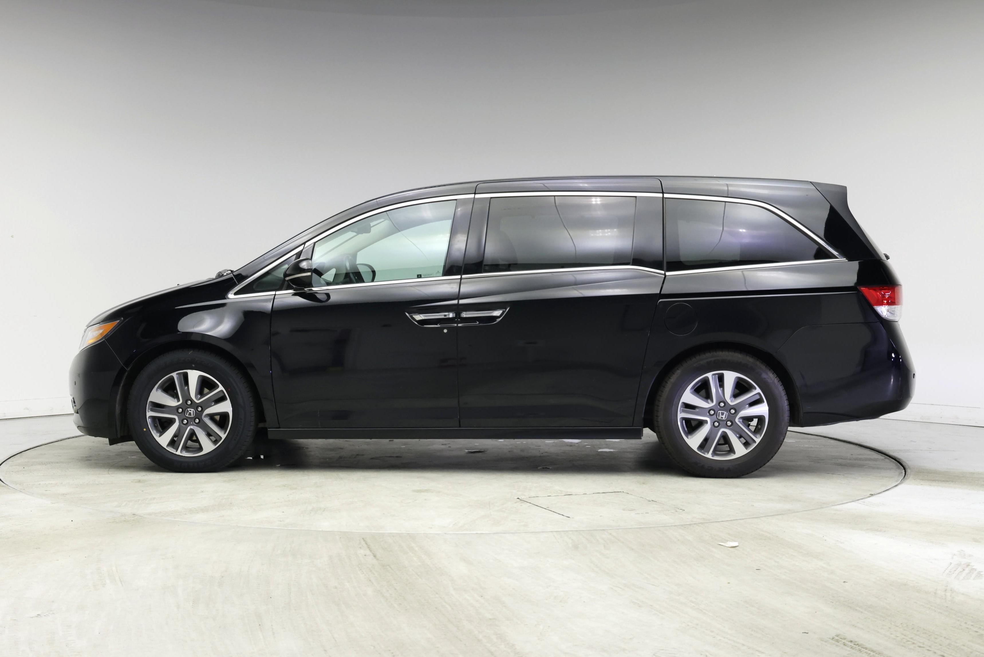 Thumbnail: 2016 Honda Odyssey - 3