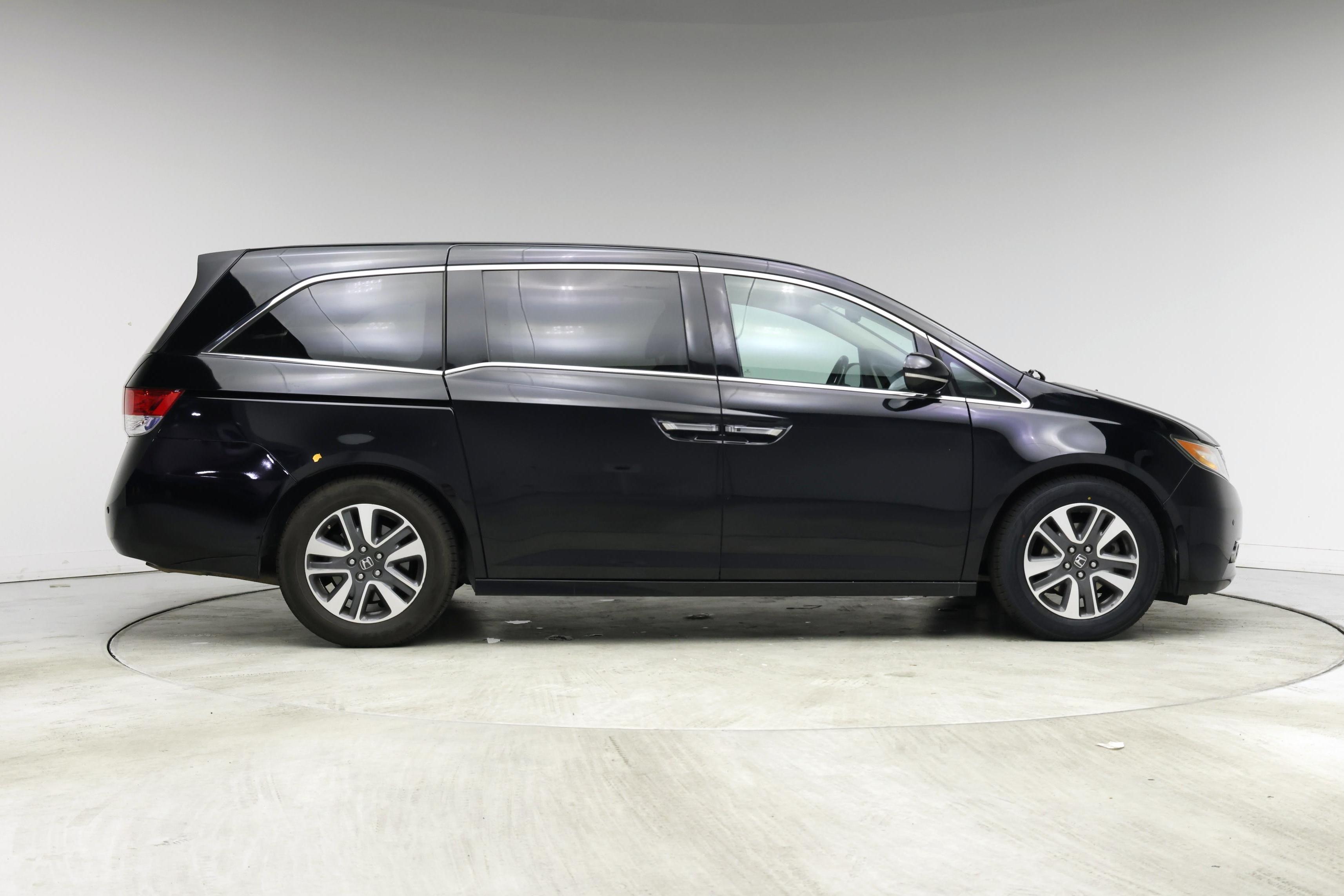 Thumbnail: 2016 Honda Odyssey - 7