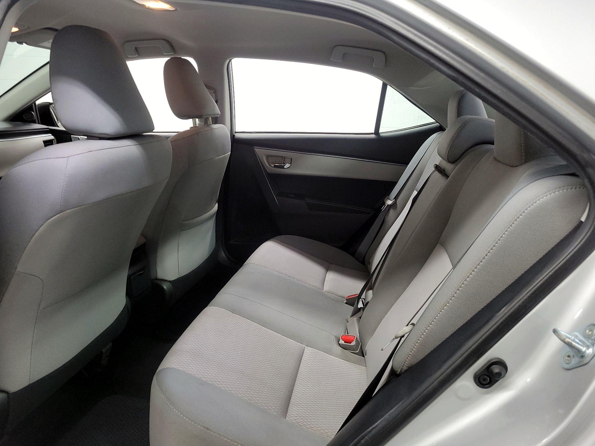 Thumbnail: 2015 Toyota Corolla - 17