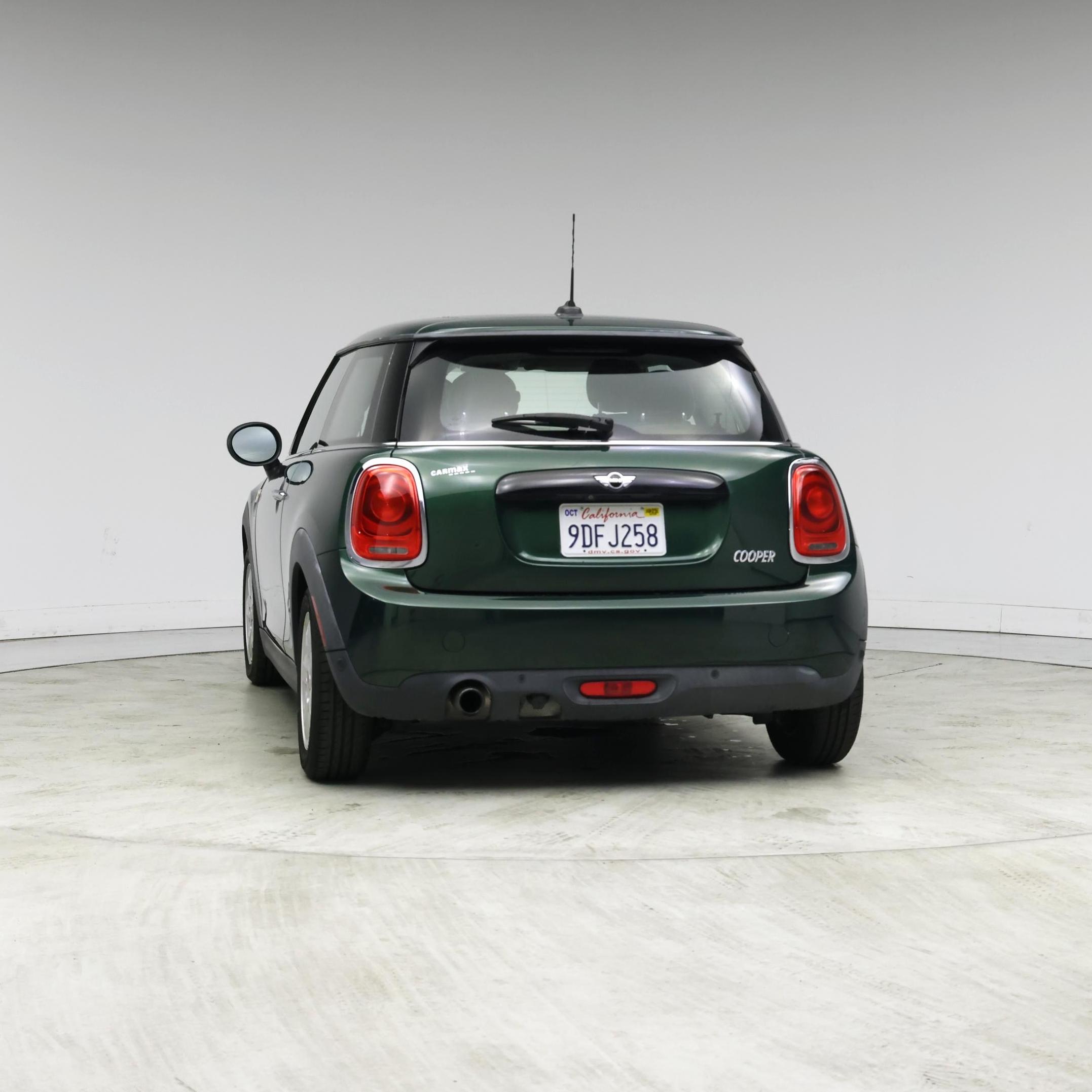 Thumbnail: 2017 MINI Cooper Hardtop - 6