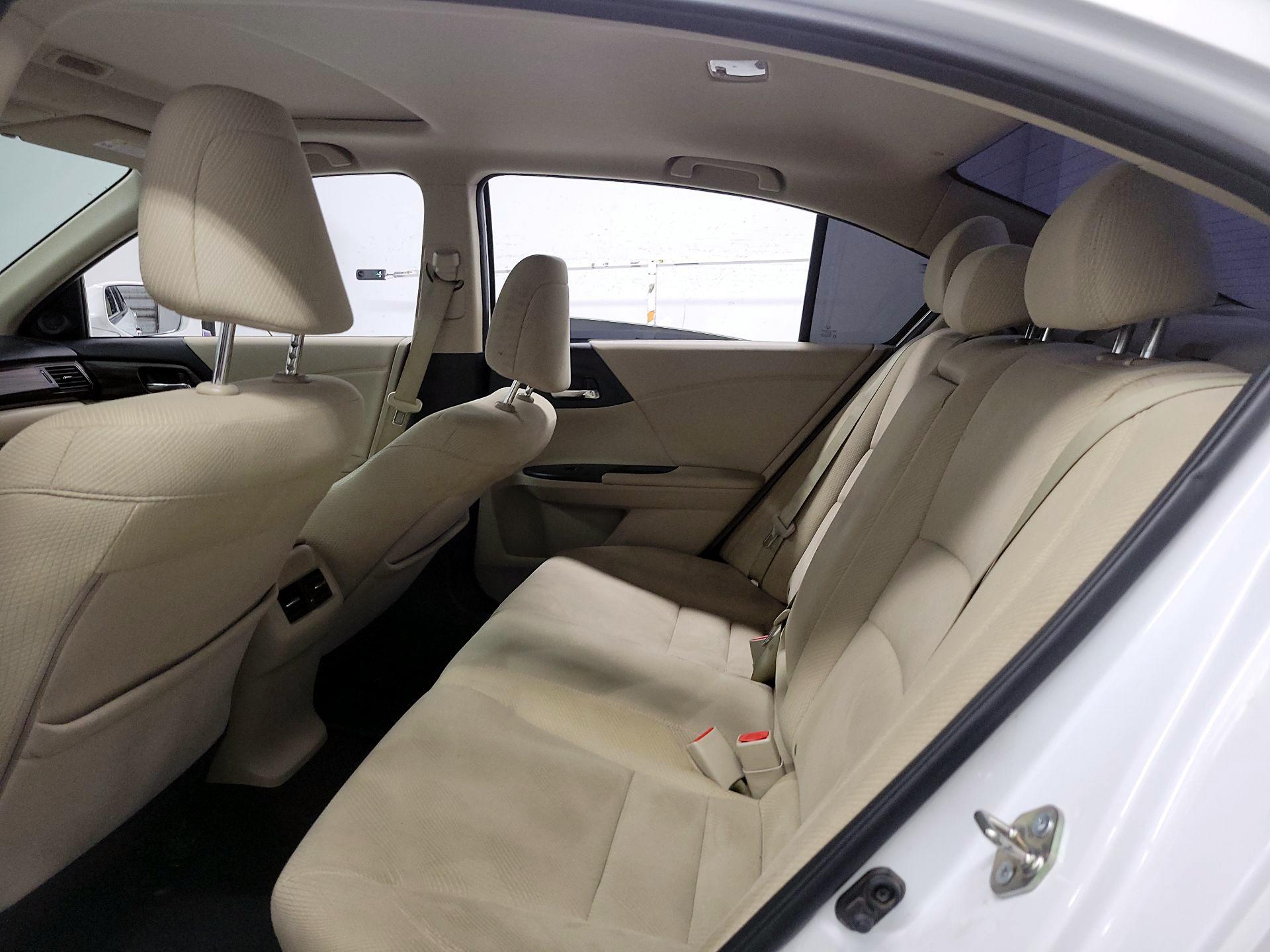 Thumbnail: 2016 Honda Accord - 17