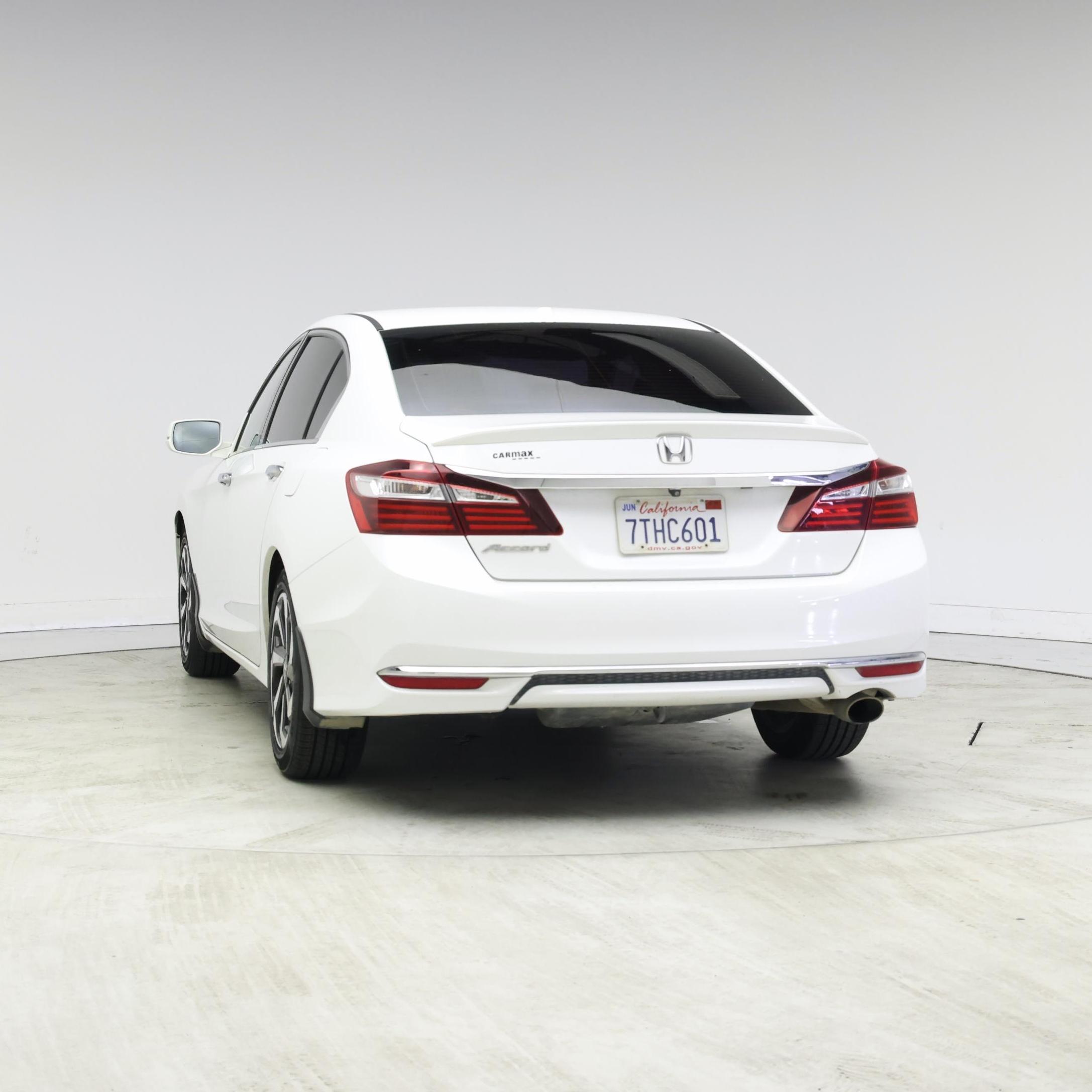 Thumbnail: 2016 Honda Accord - 6