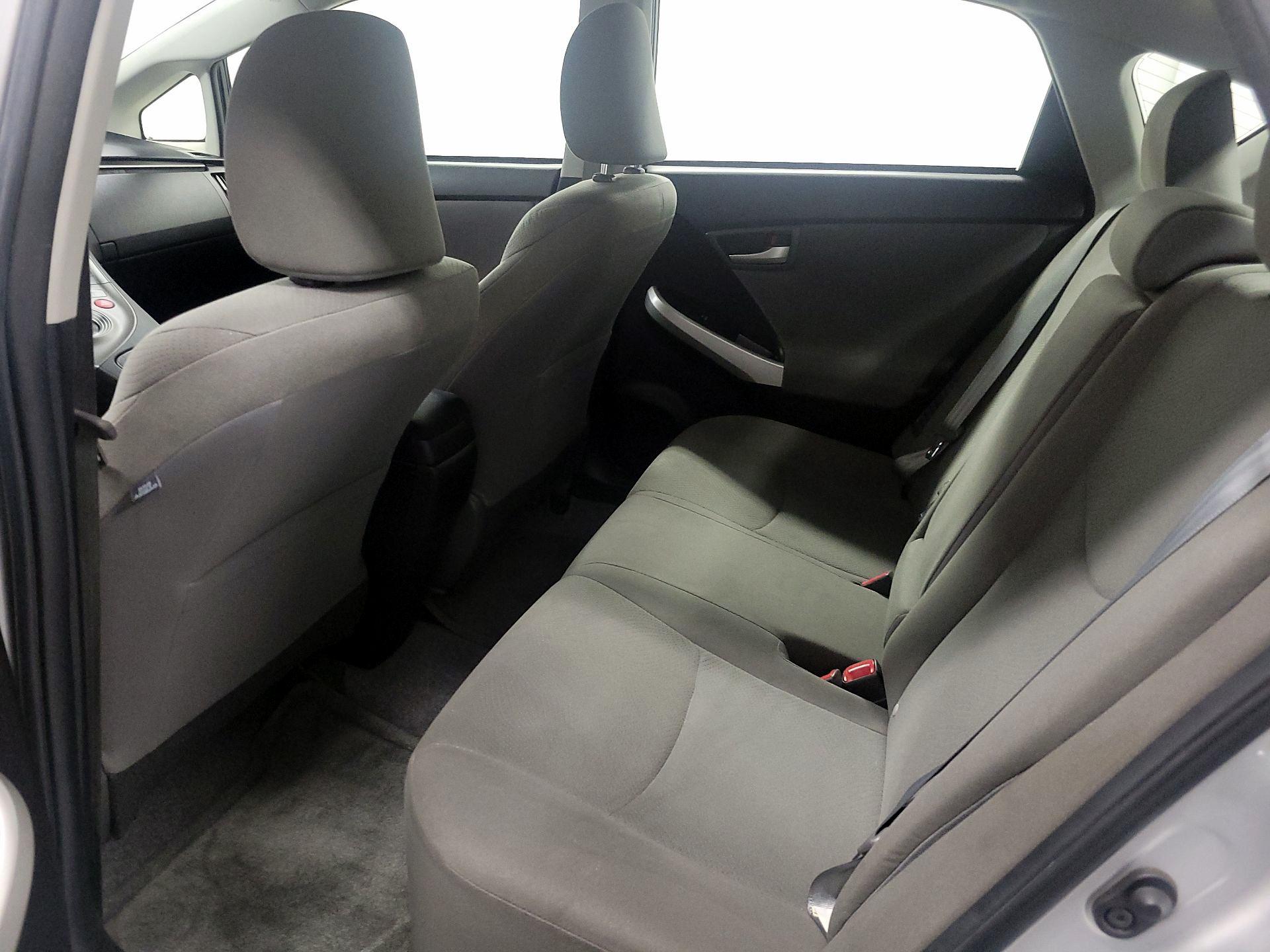 Thumbnail: 2014 Toyota Prius - 17