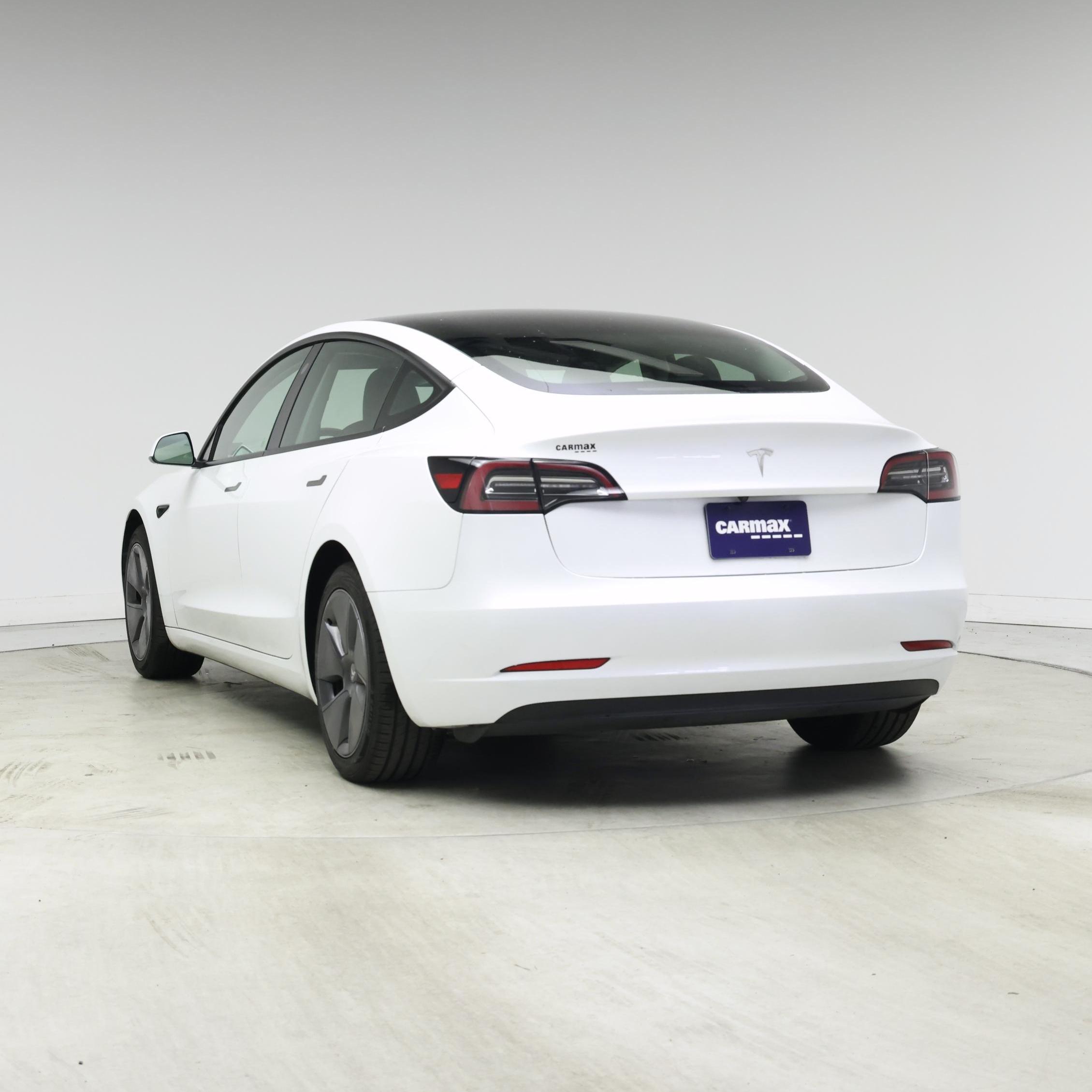 Thumbnail: 2023 Tesla Model 3 - 2