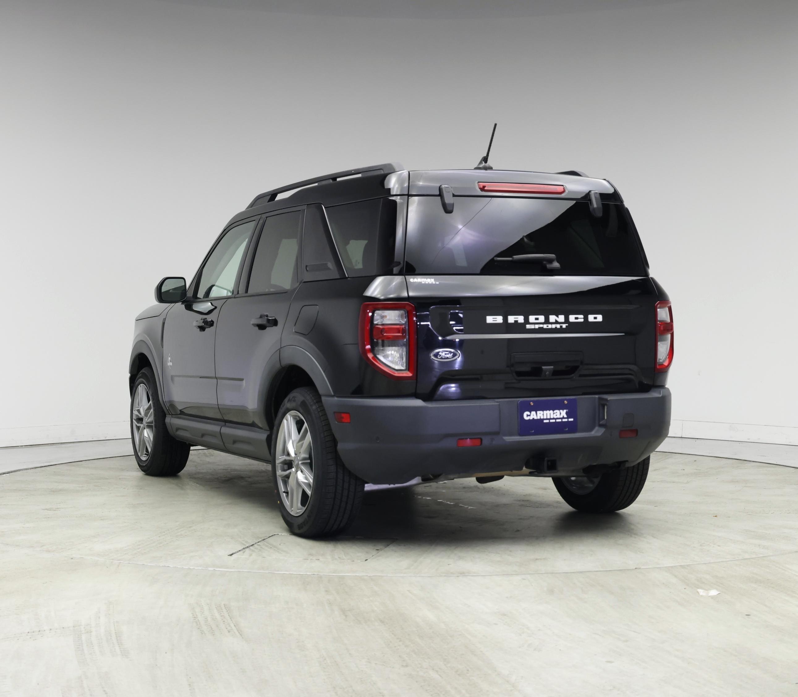 Thumbnail: 2021 Ford Bronco Sport - 2