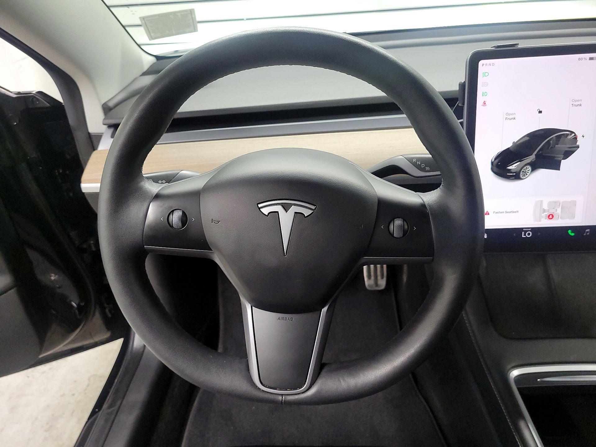 Thumbnail: 2022 Tesla Model 3 - 10