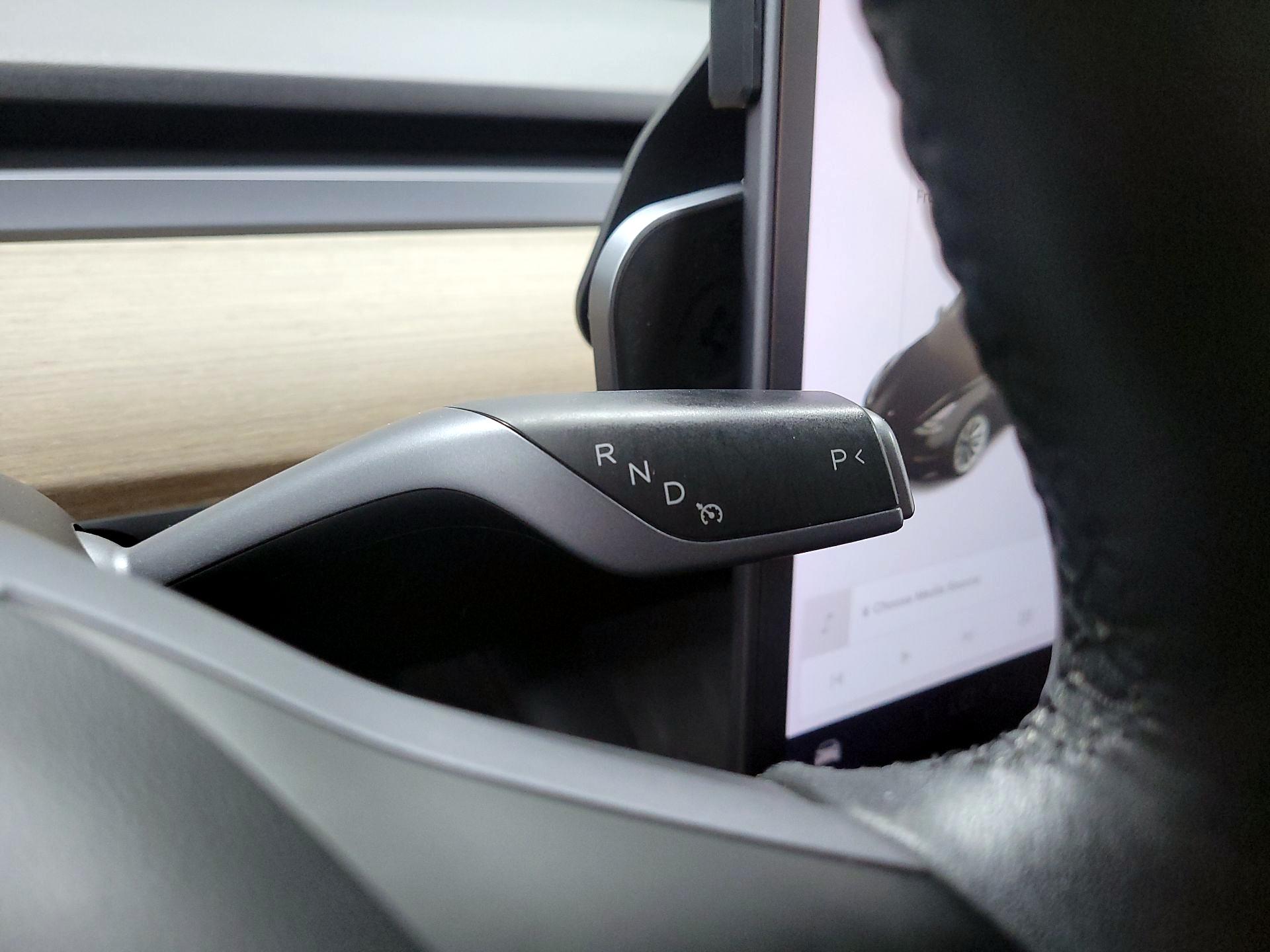 Thumbnail: 2022 Tesla Model 3 - 16