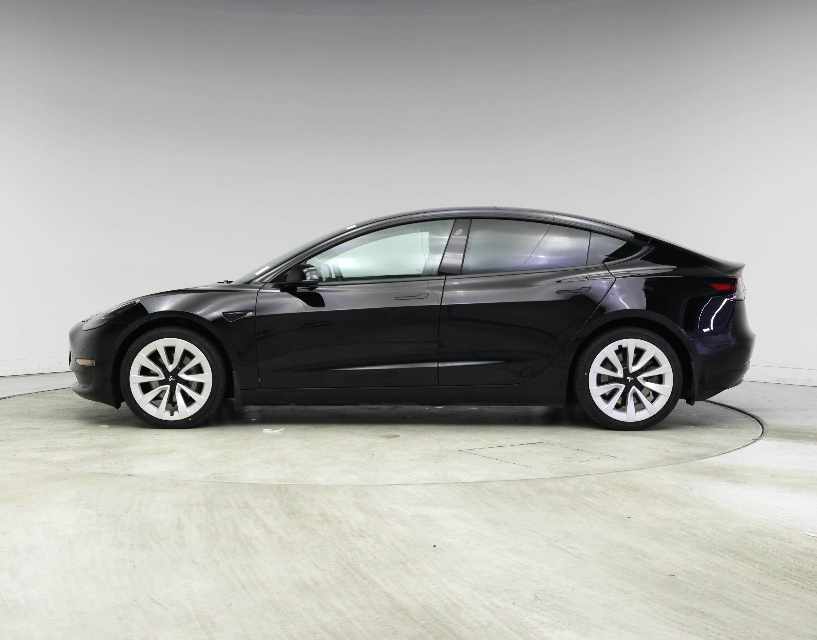 Thumbnail: 2022 Tesla Model 3 - 3