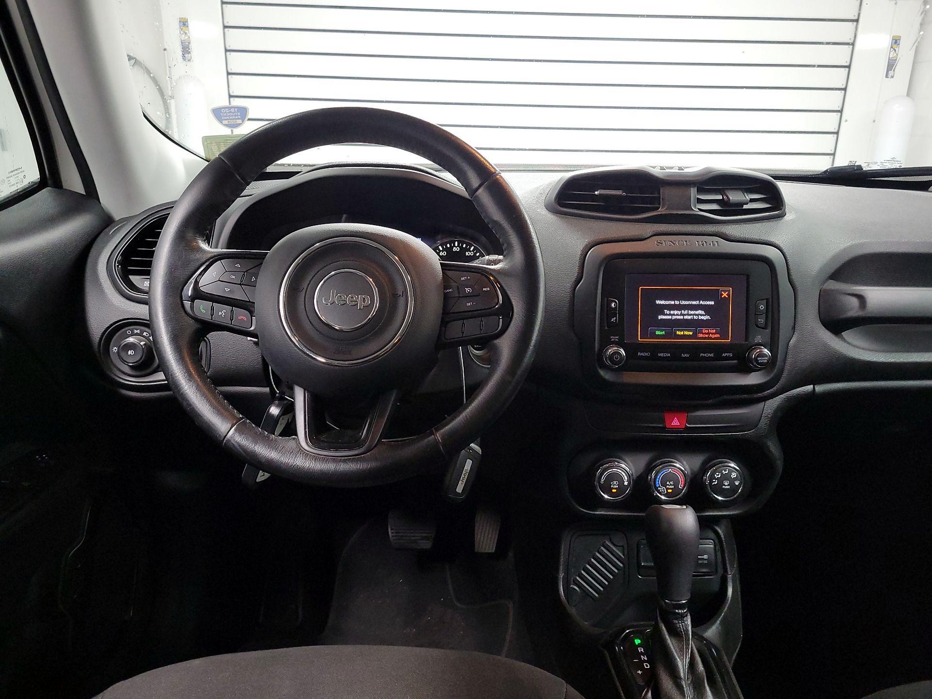 Thumbnail: 2017 Jeep Renegade - 9
