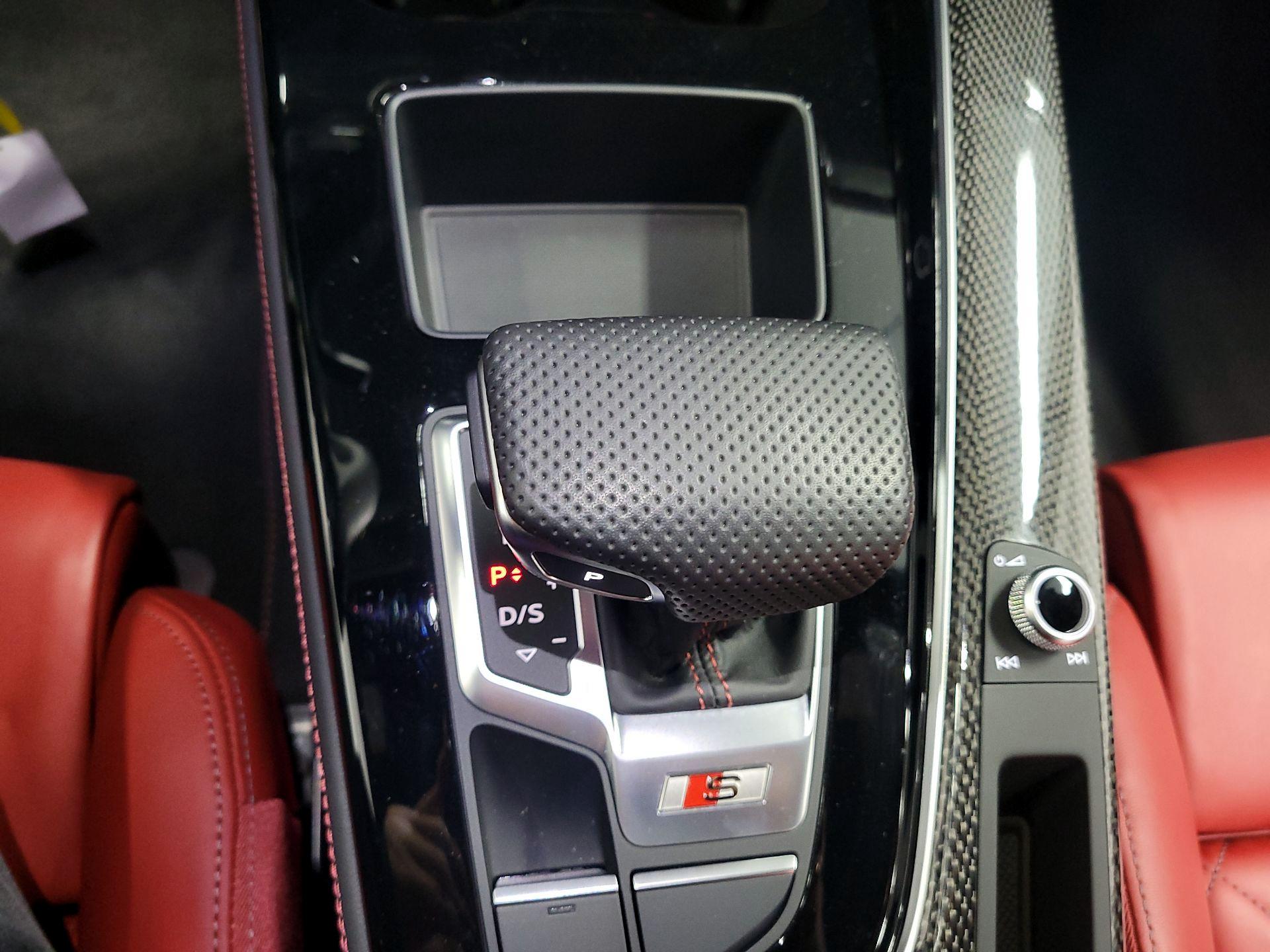 Thumbnail: 2025 Audi S5 - 17