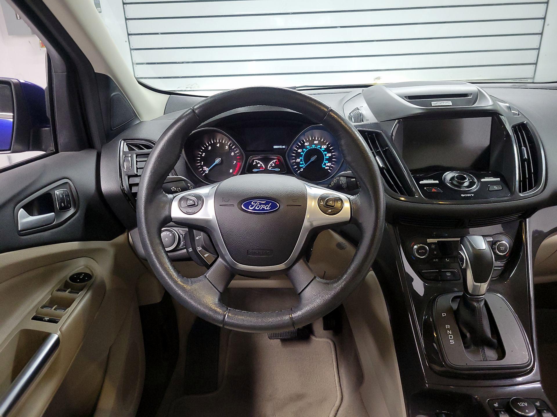 Thumbnail: 2016 Ford Escape - 10