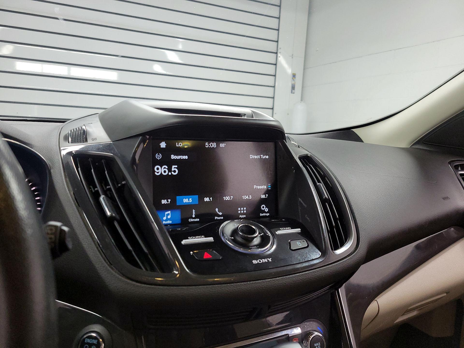 Thumbnail: 2016 Ford Escape - 15