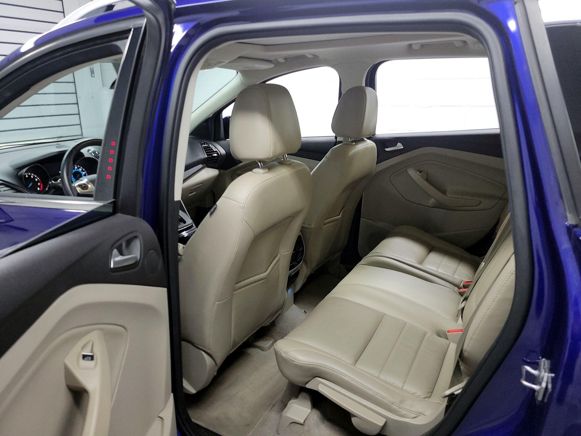 Thumbnail: 2016 Ford Escape - 18