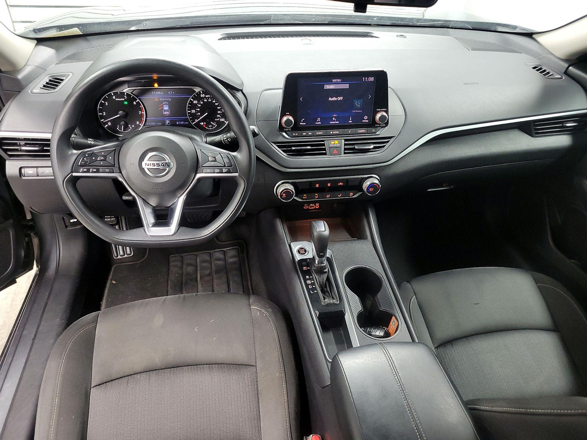 Thumbnail: 2019 Nissan Altima - 9