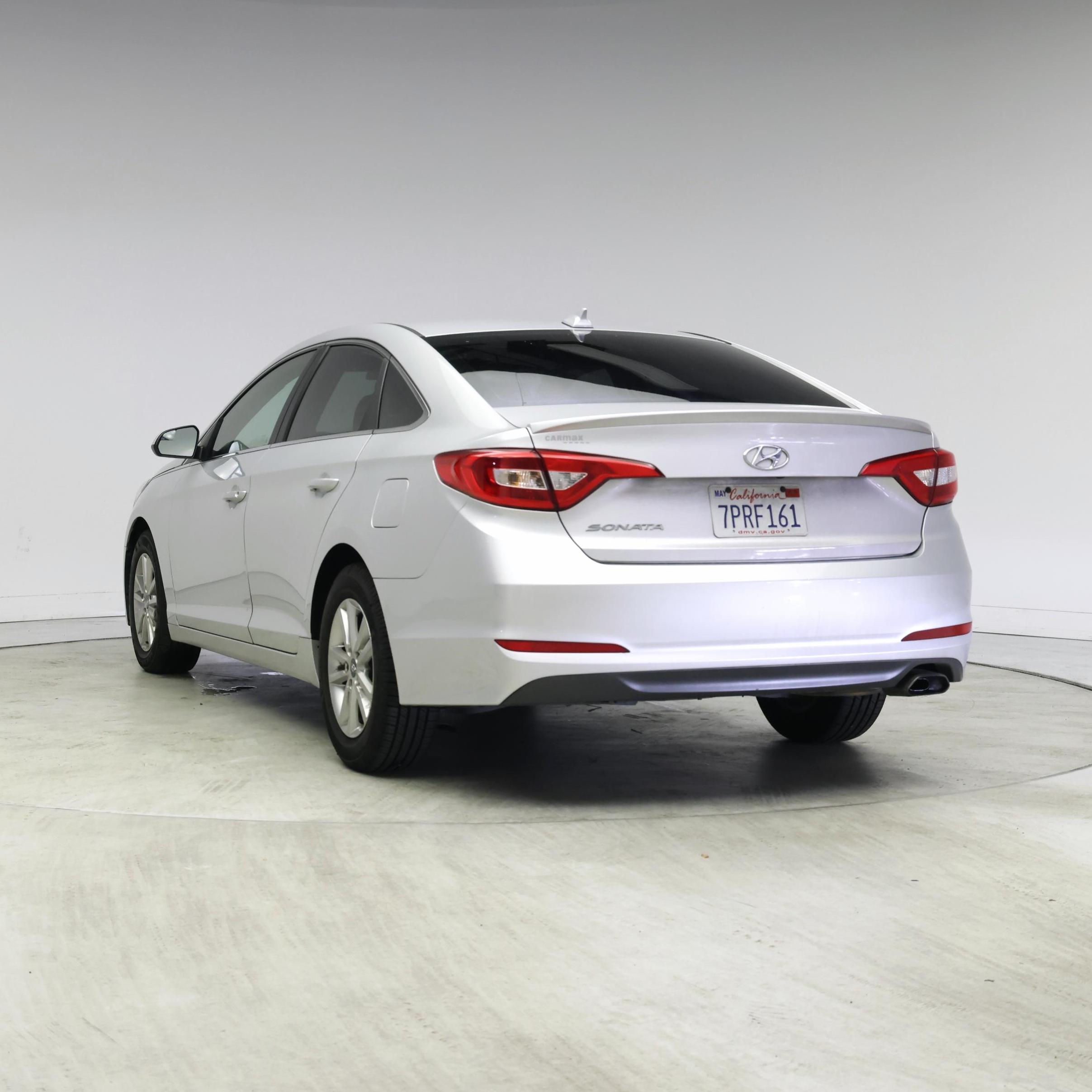 Thumbnail: 2015 Hyundai Sonata - 2