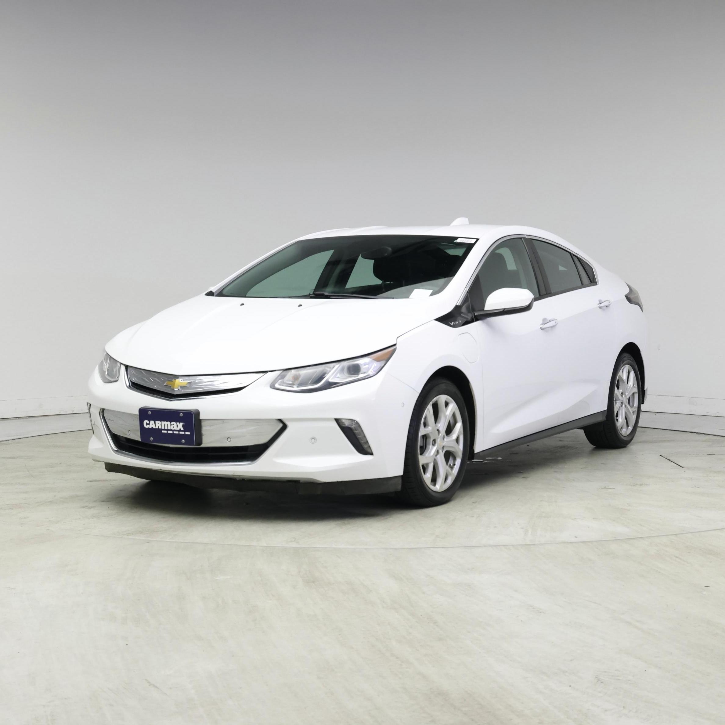 Thumbnail: 2017 Chevrolet Volt - 4