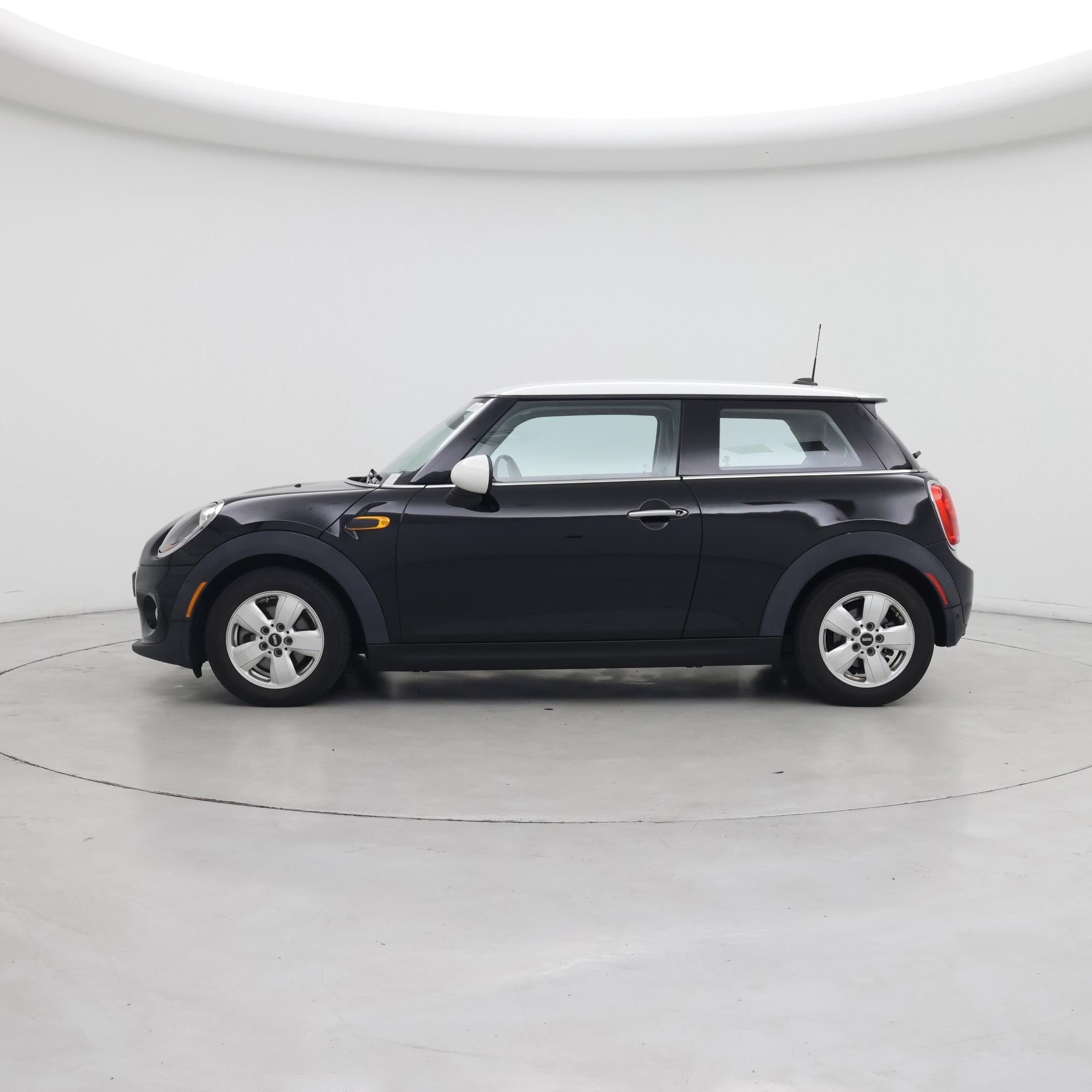 Thumbnail: 2015 MINI Cooper Hardtop - 3