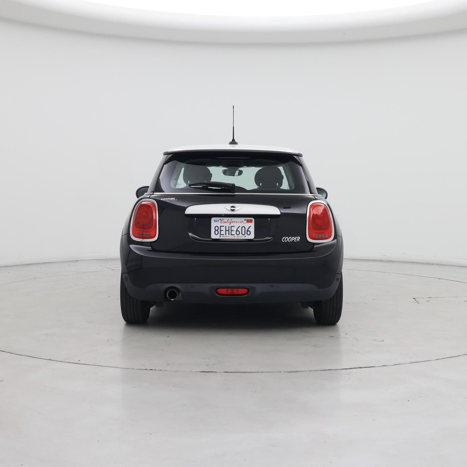 Thumbnail: 2015 MINI Cooper Hardtop - 6
