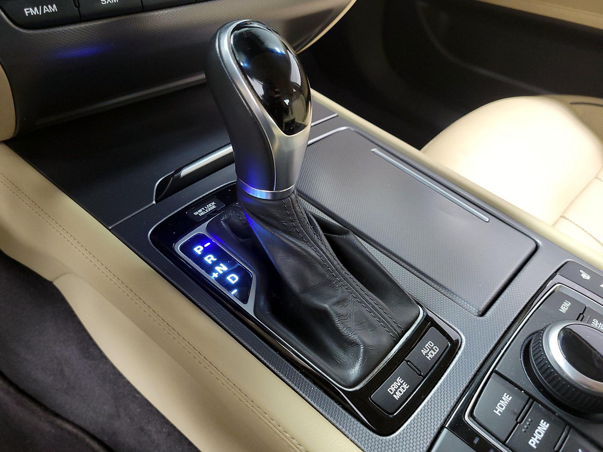 Thumbnail: 2016 Hyundai Genesis - 17