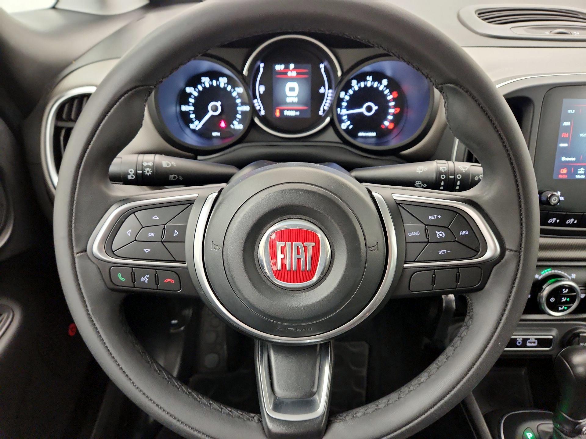 Thumbnail: 2018 Fiat 500L - 10