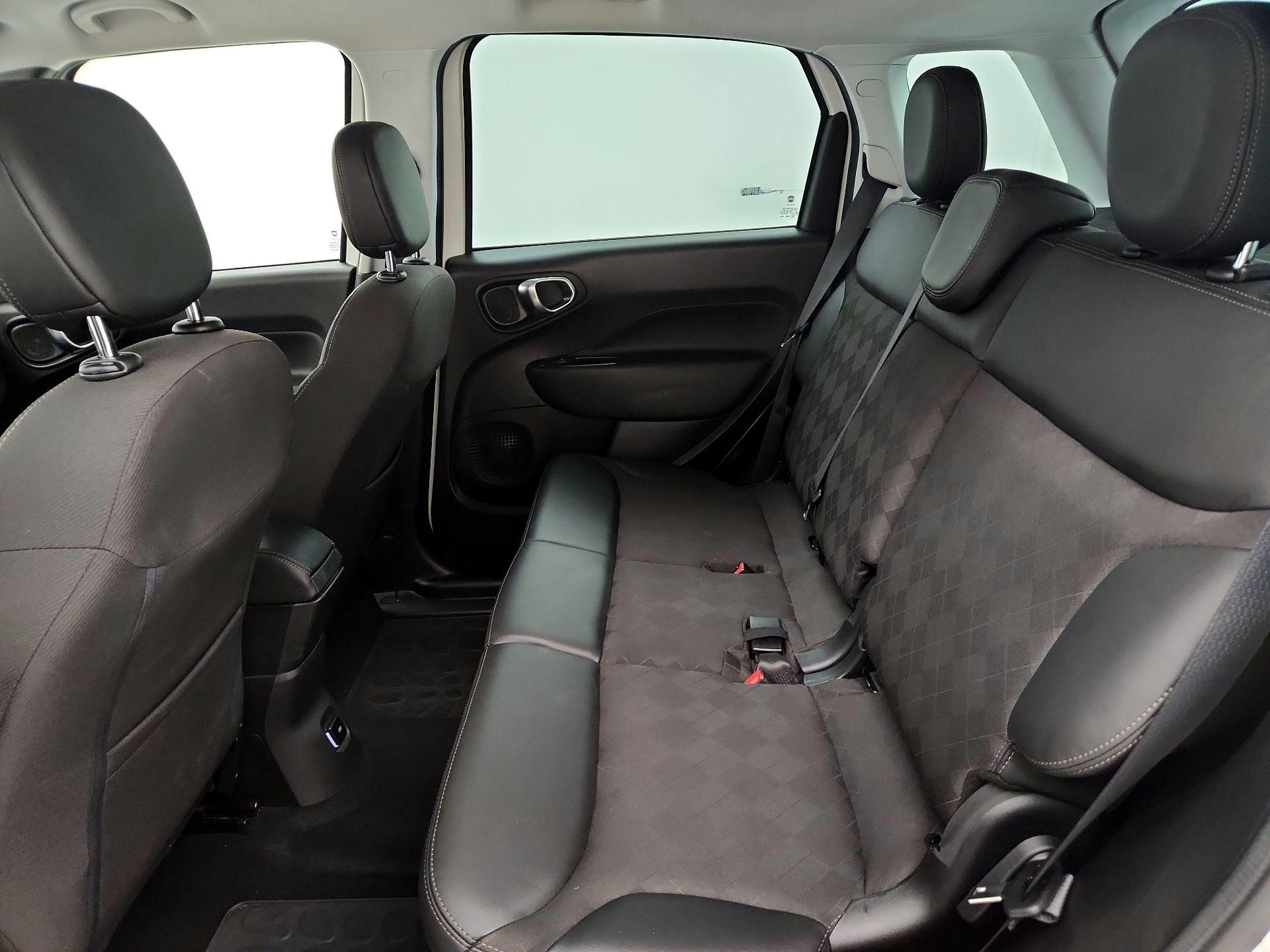 Thumbnail: 2018 Fiat 500L - 19