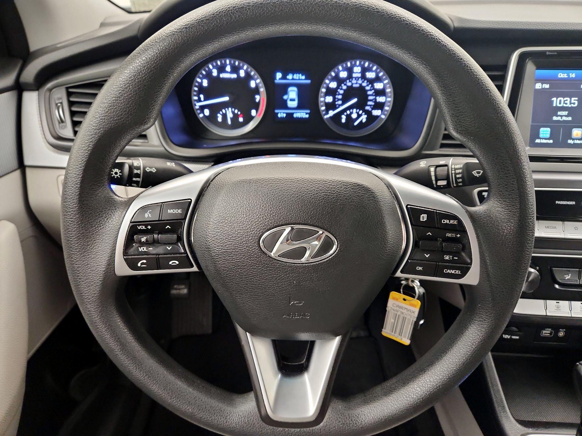 Thumbnail: 2019 Hyundai Sonata - 10