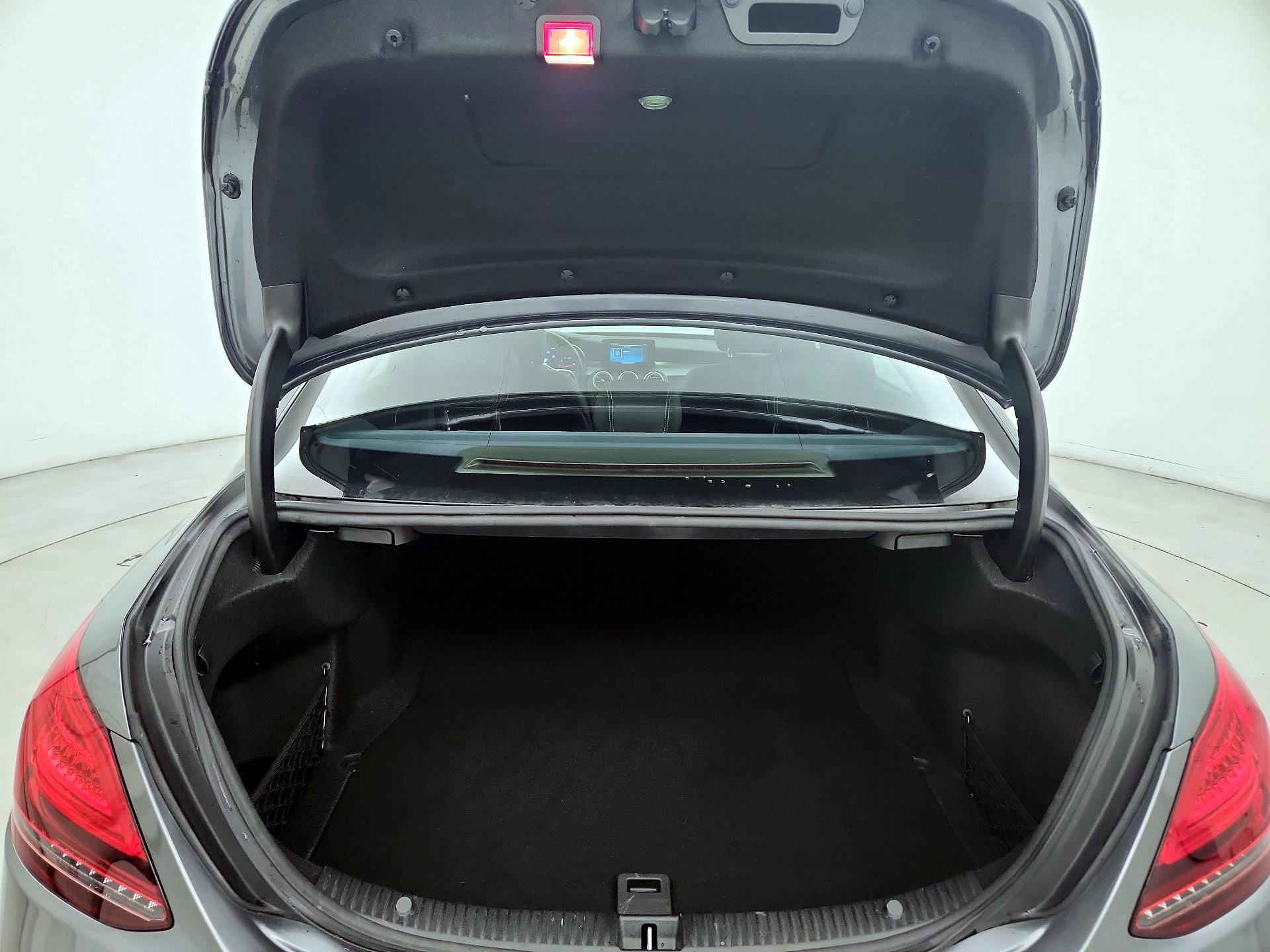 Thumbnail: 2019 Mercedes-Benz C-Class - 20