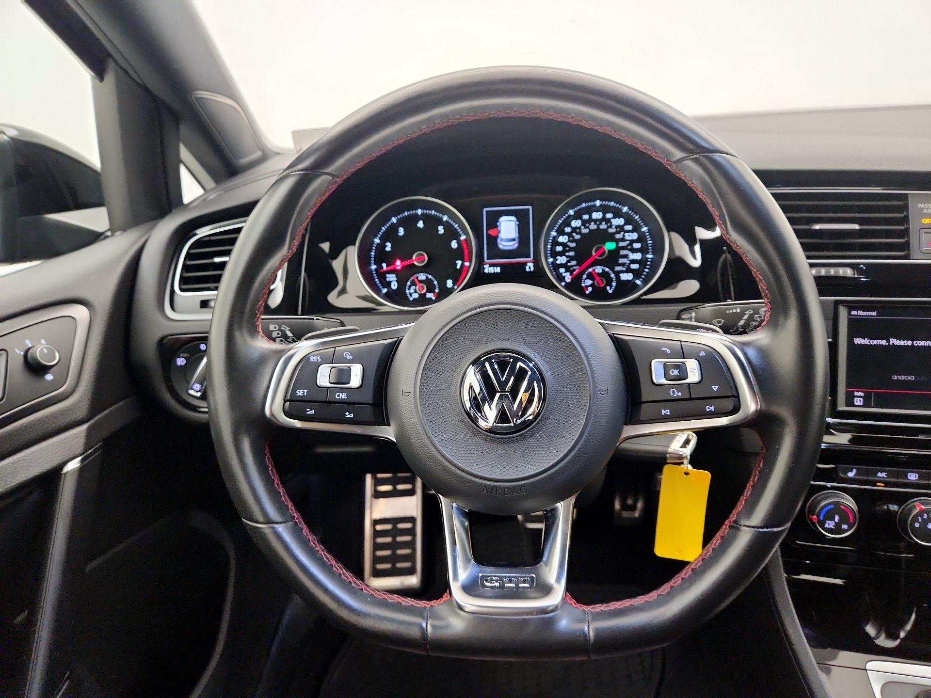 Thumbnail: 2018 Volkswagen Golf - 10