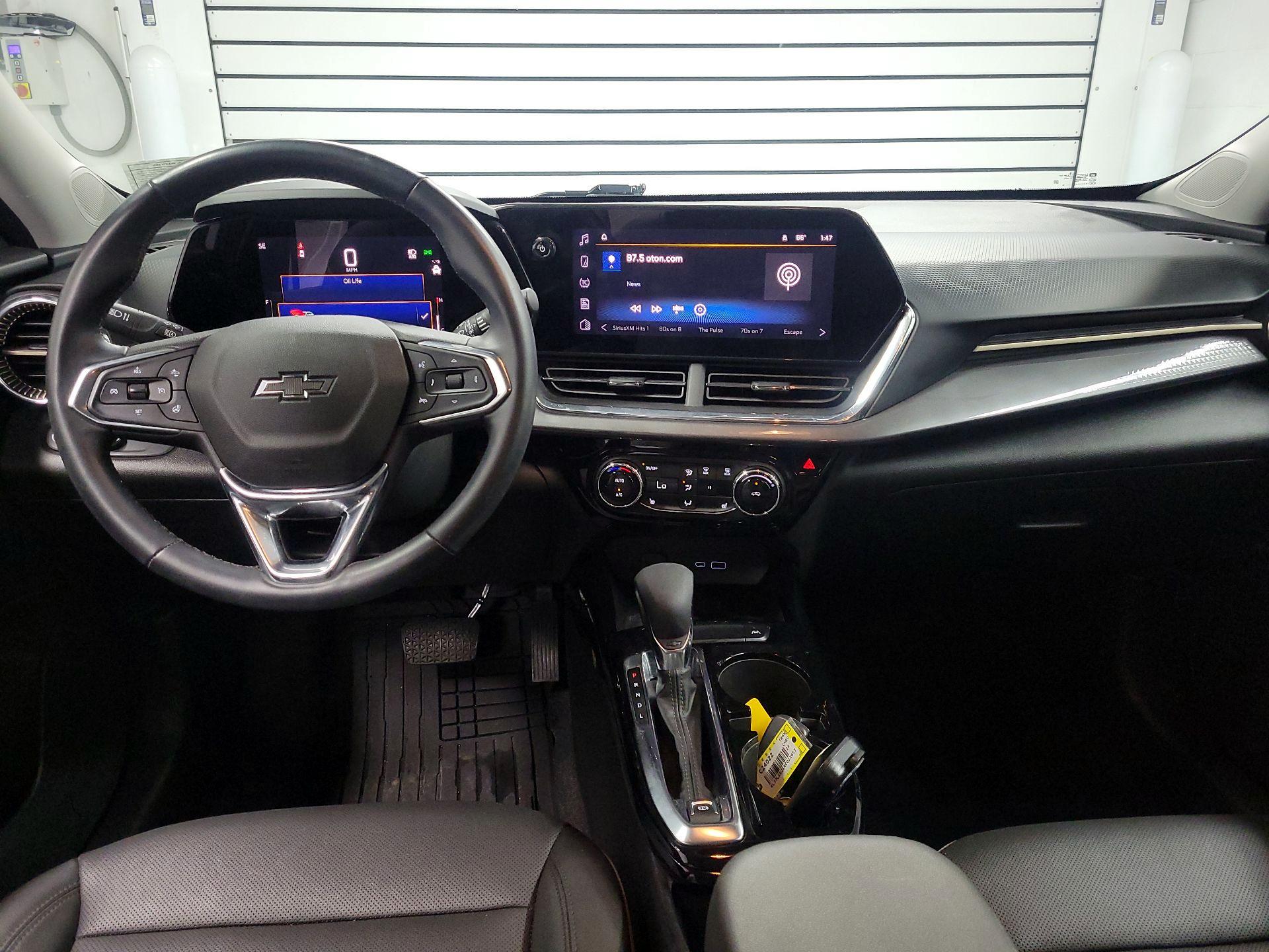 Thumbnail: 2024 Chevrolet Trax - 9