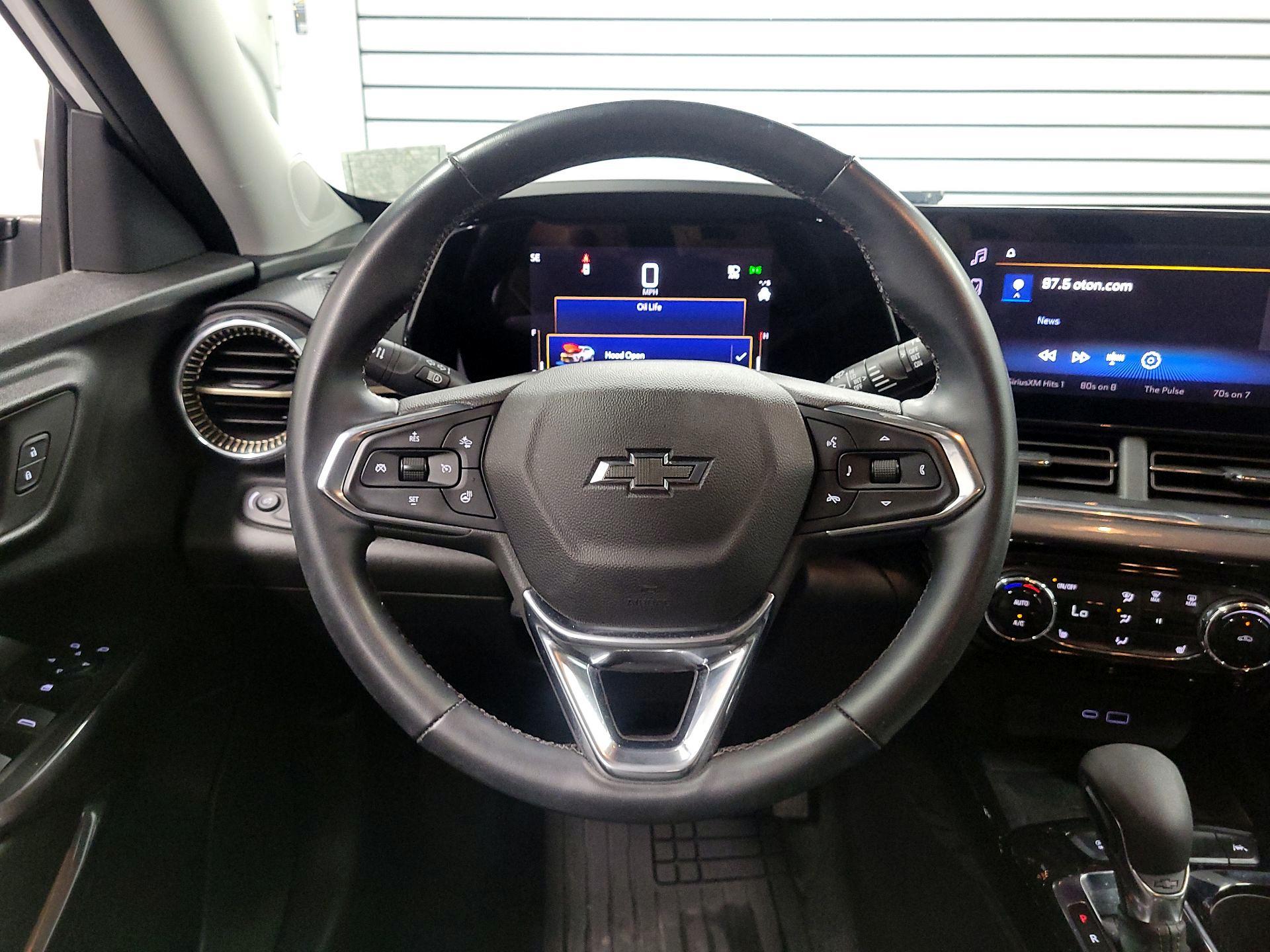 Thumbnail: 2024 Chevrolet Trax - 10