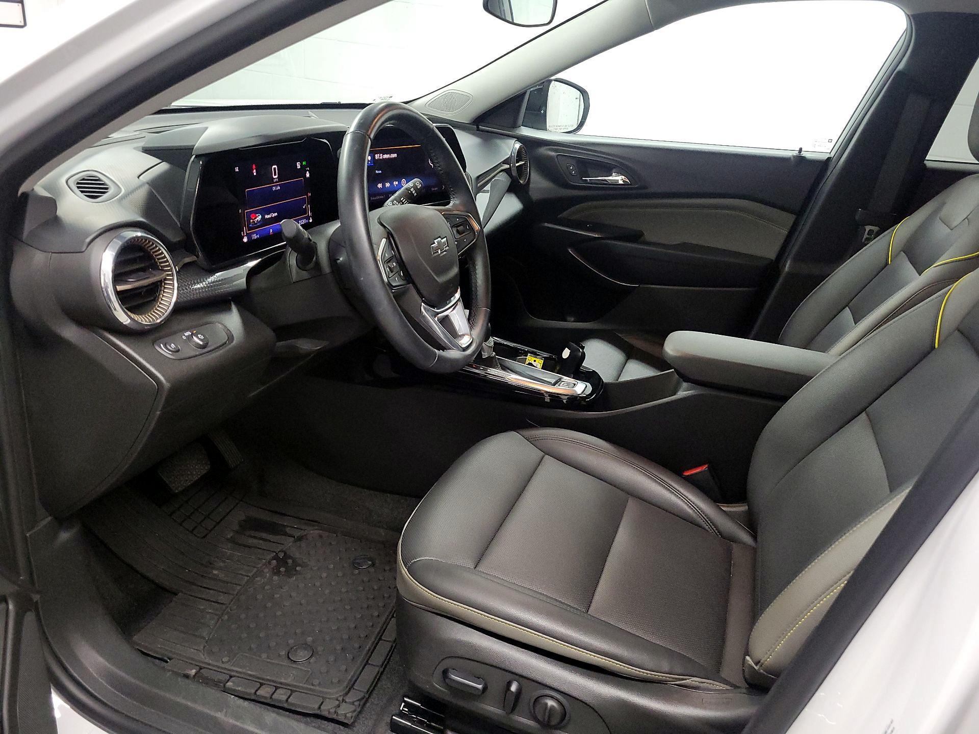 Thumbnail: 2024 Chevrolet Trax - 11